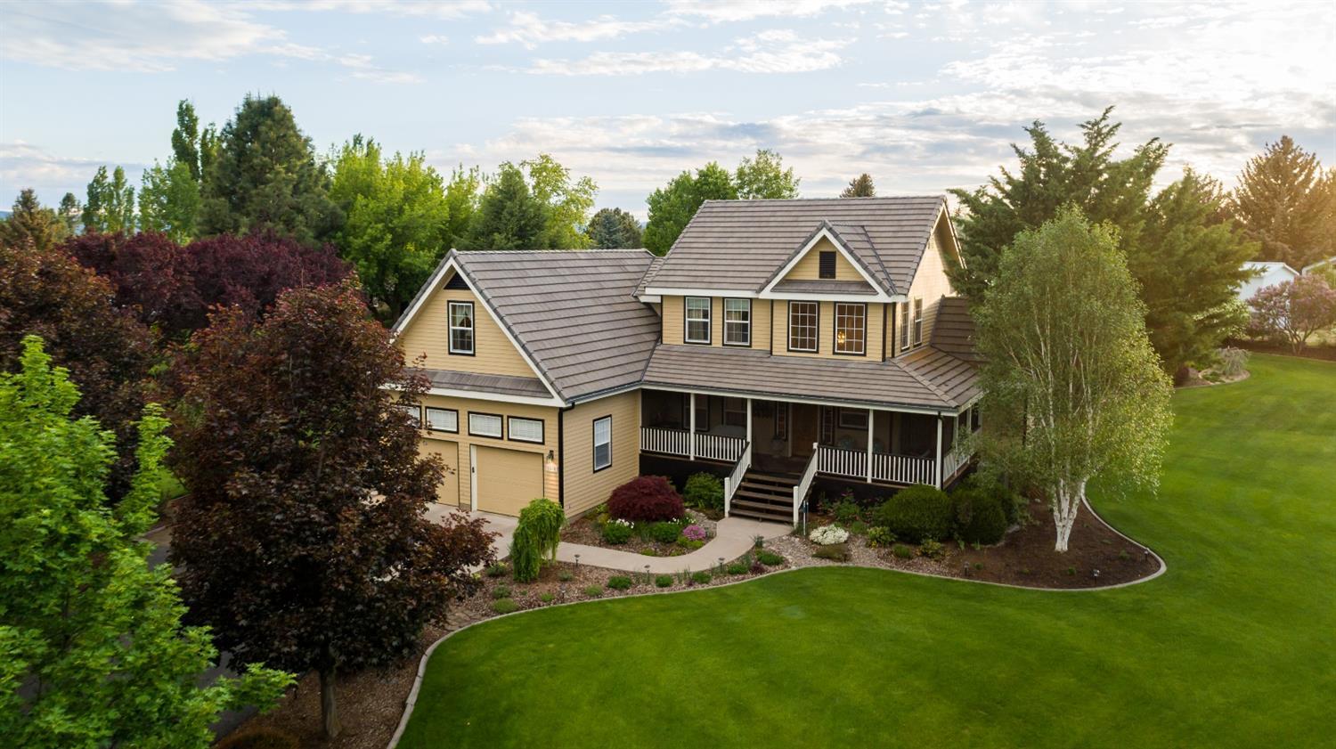 Rolling Hills - Residential