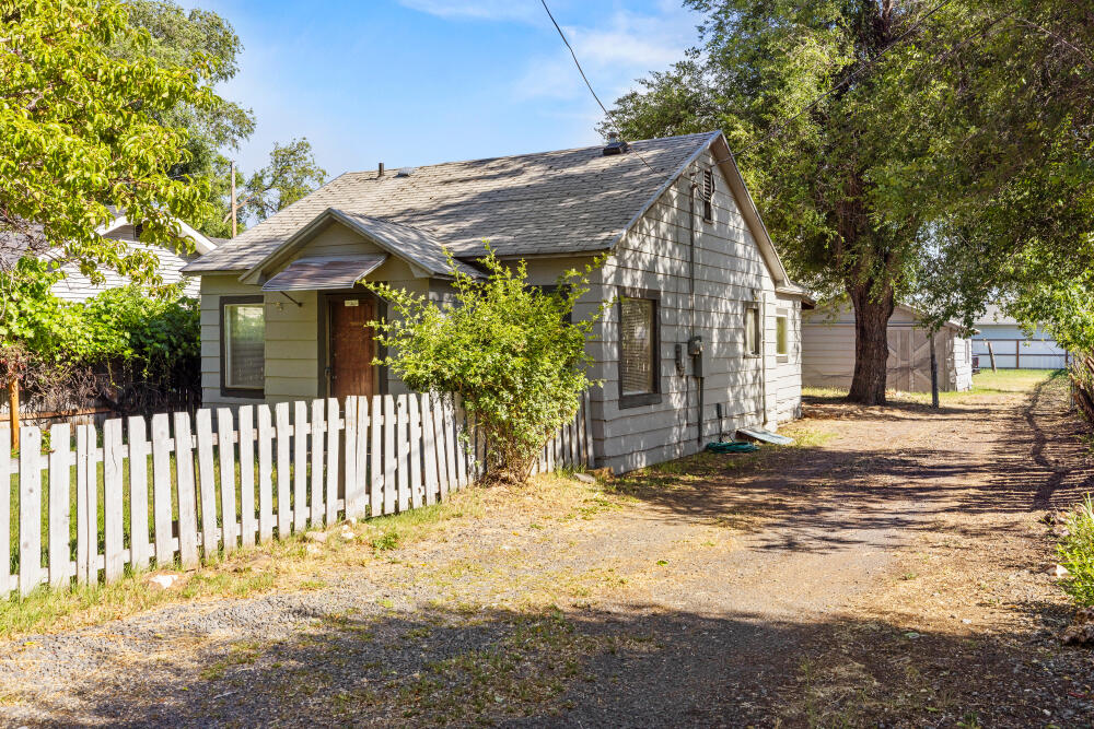 Altamont Acres - Residential