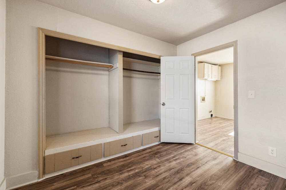 Altamont Acres - Residential