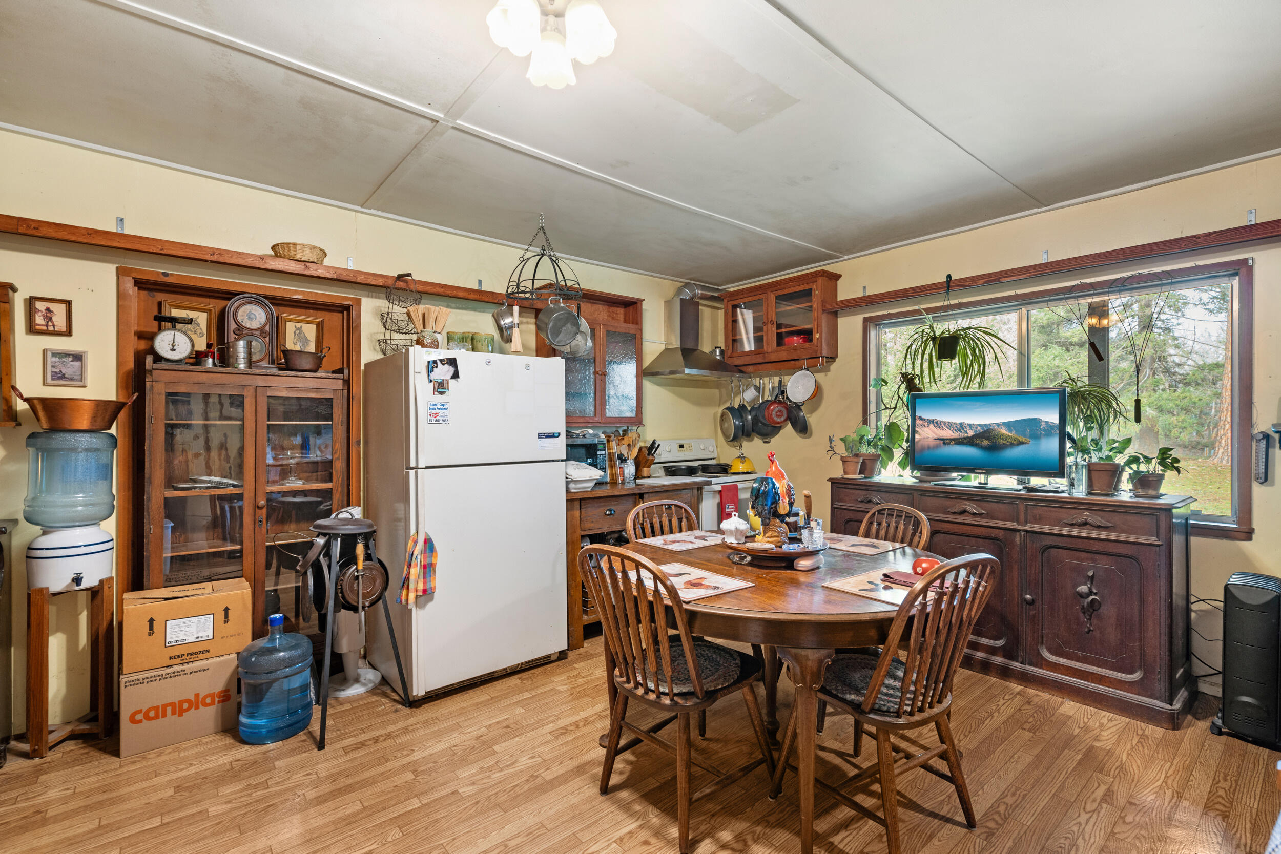 Foots Creek Acres - Residential