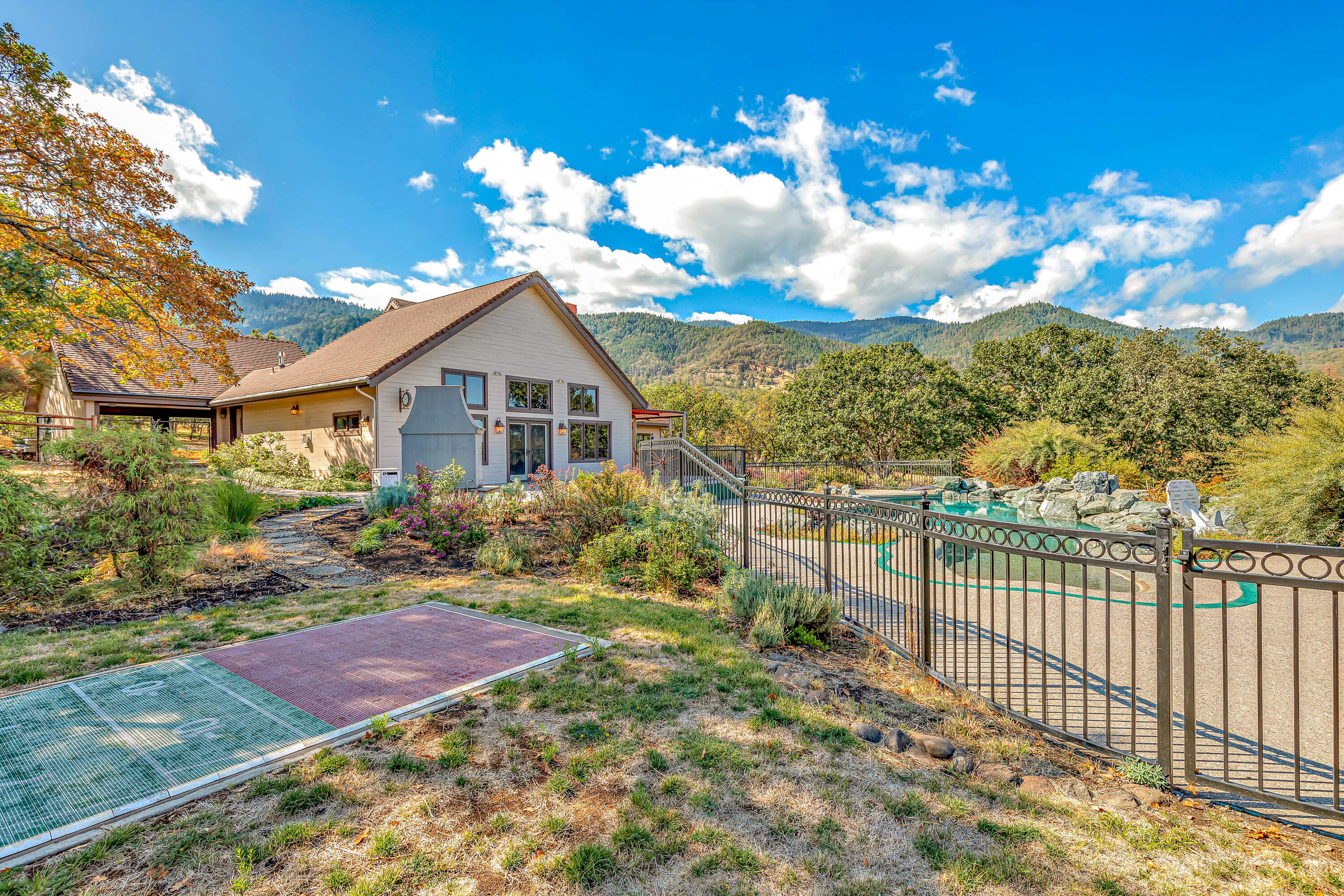 Sunny Oaks Subdivision - Residential