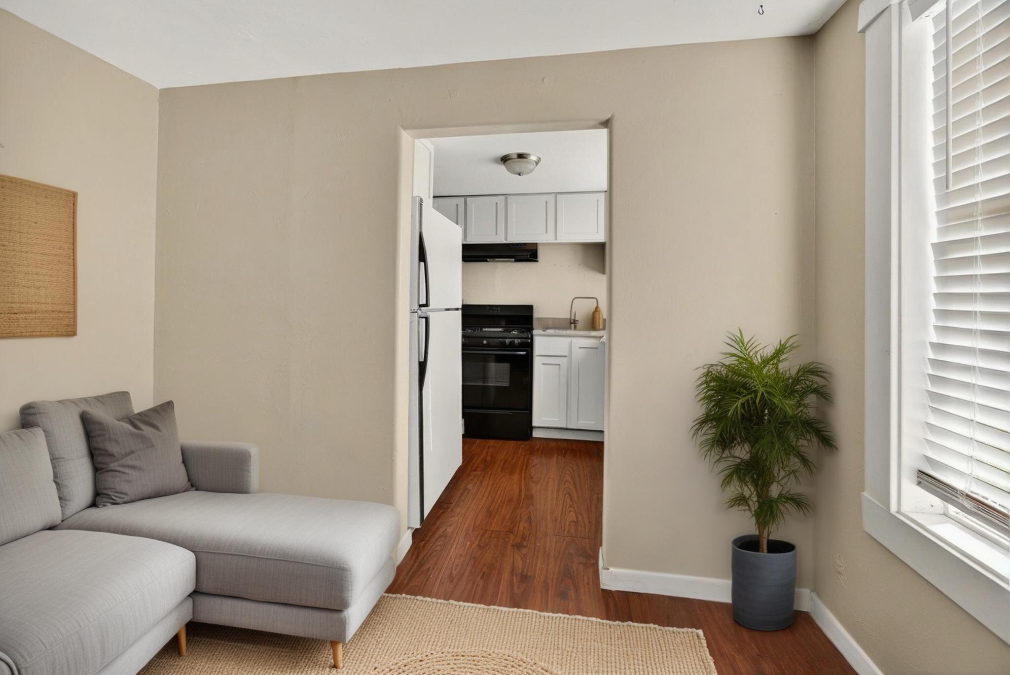 Laurelhurst Addition - Residential Income