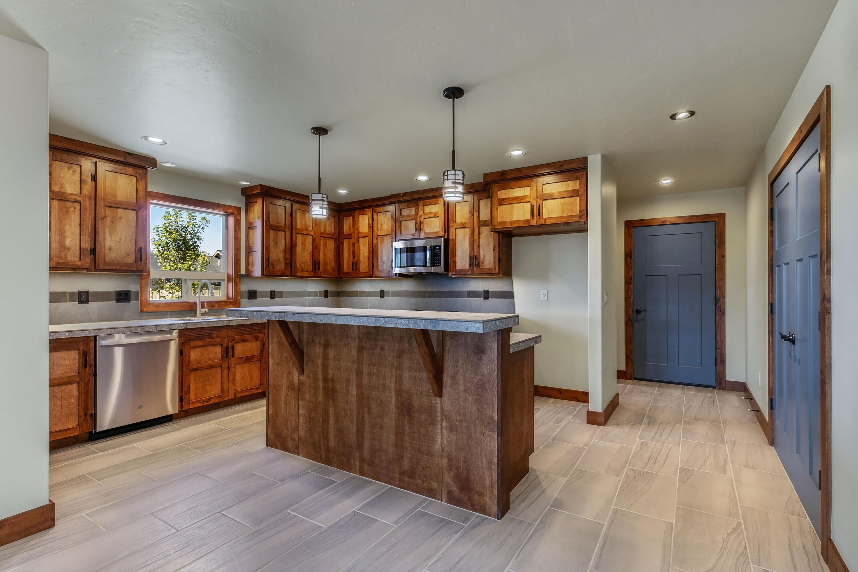 Ironhorse - Residential