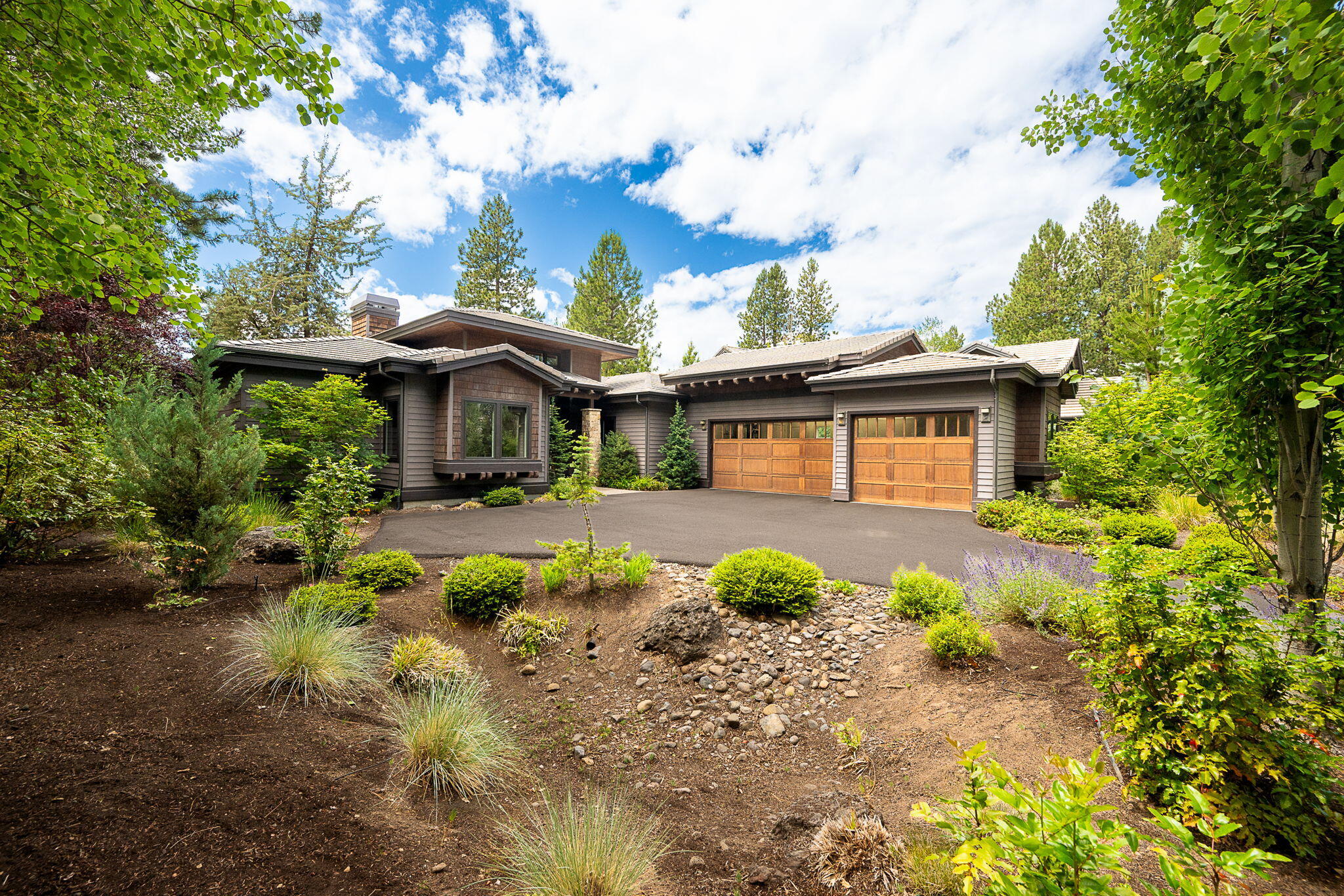 Broken Top - Residential