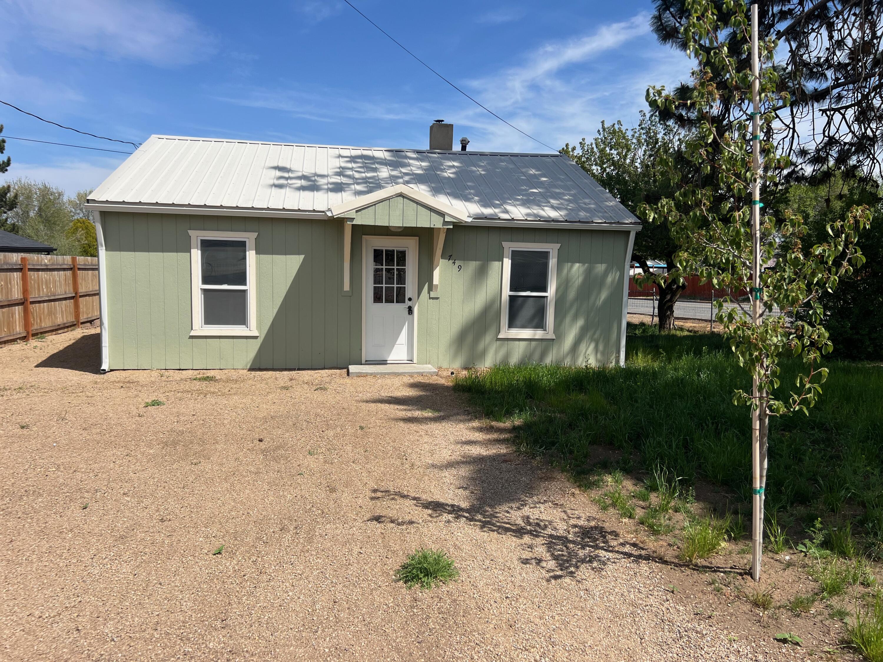 Railroad - Residential