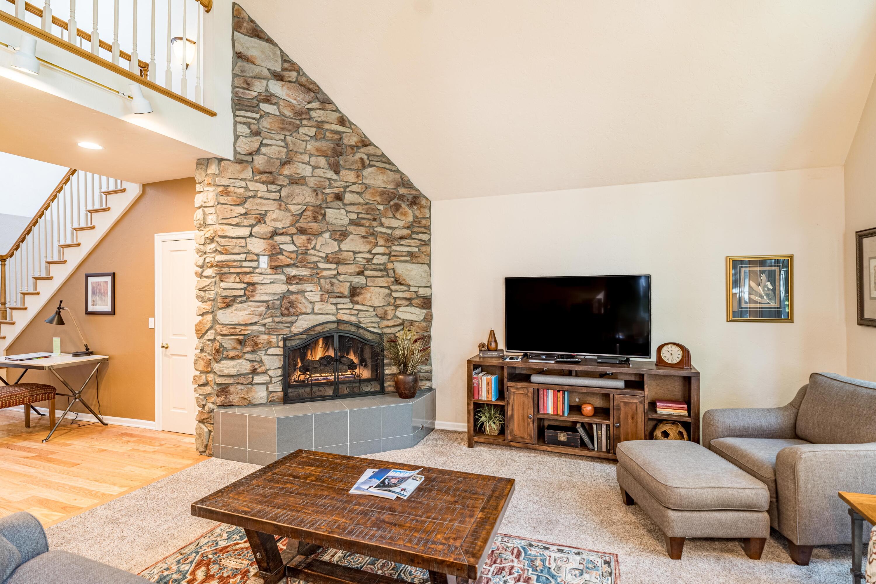 StoneTH - Residential