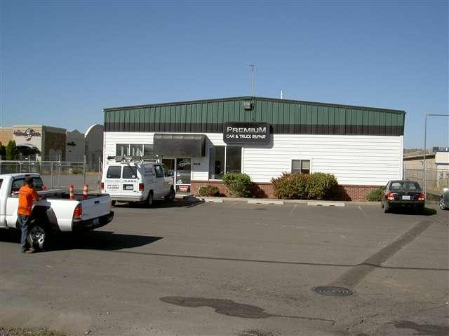 Great Locaion On Washburn Way.Total Lease Area Is 1.72 Of An Acre