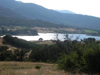 Remarkable view land. Pick your view. Either Siskiyou or Cascade Mountain views, down the valley across Ashland, down into Buckhorn springs, Emigrant Lake - your choice! A stable area of long term land holdings. Has been used for grazing. 9 lawfully created parcels. Close to town and amenities.