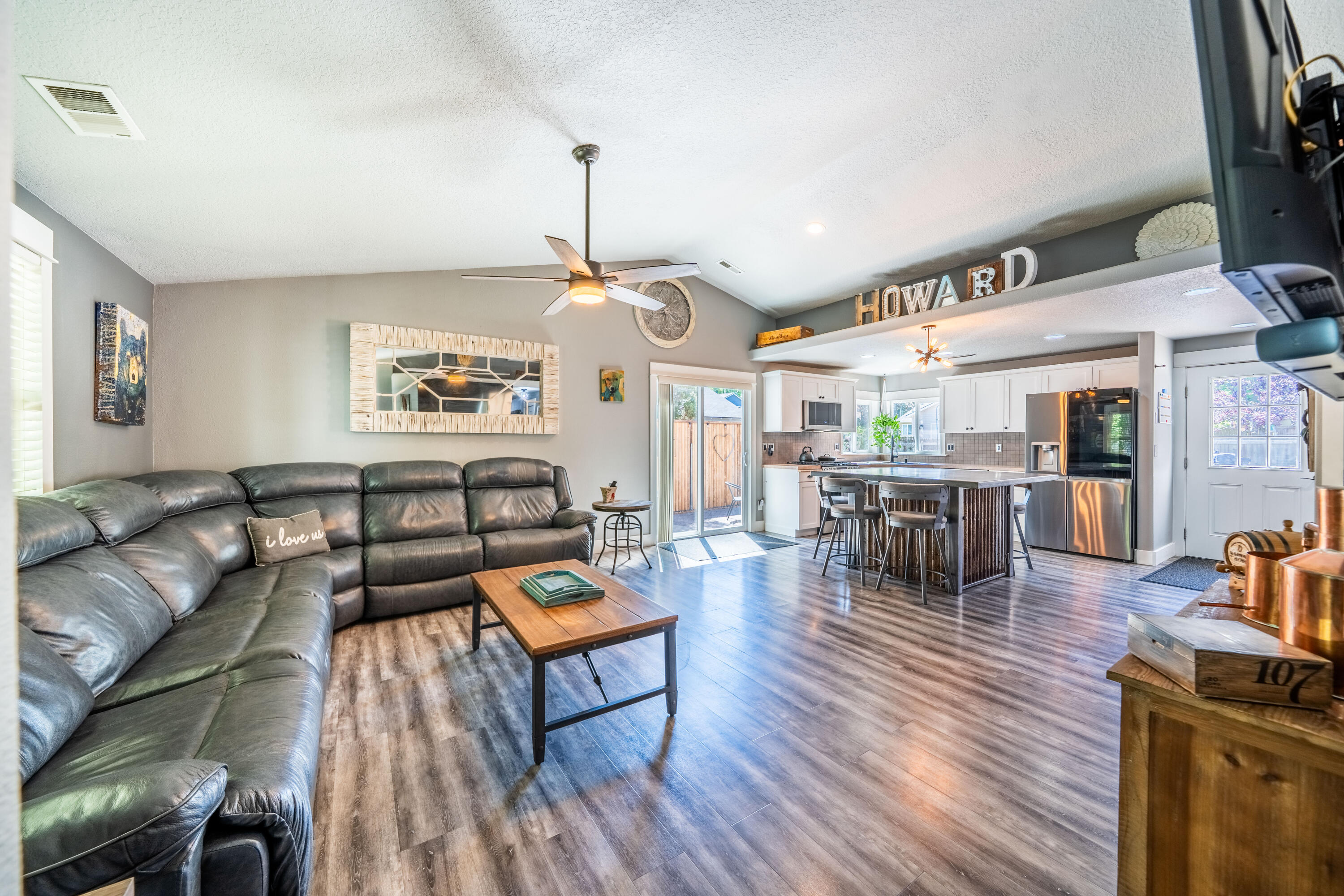 Larkspur - Residential