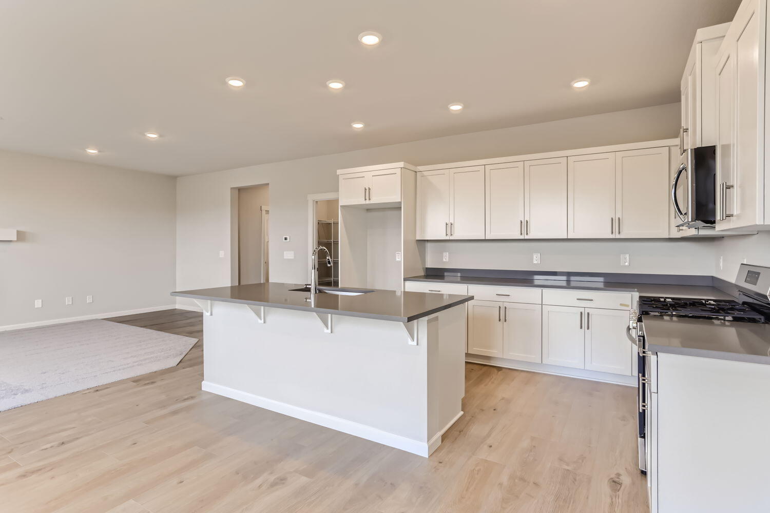 Acadia Pointe Phase 3/4 - Residential