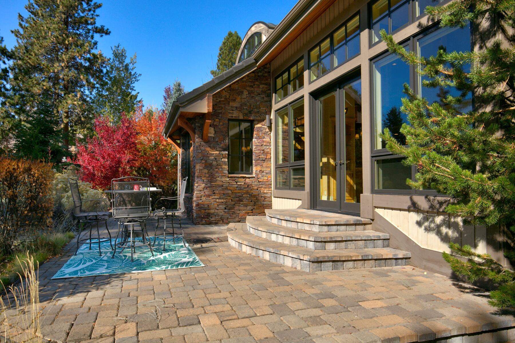 Broken Top - Residential