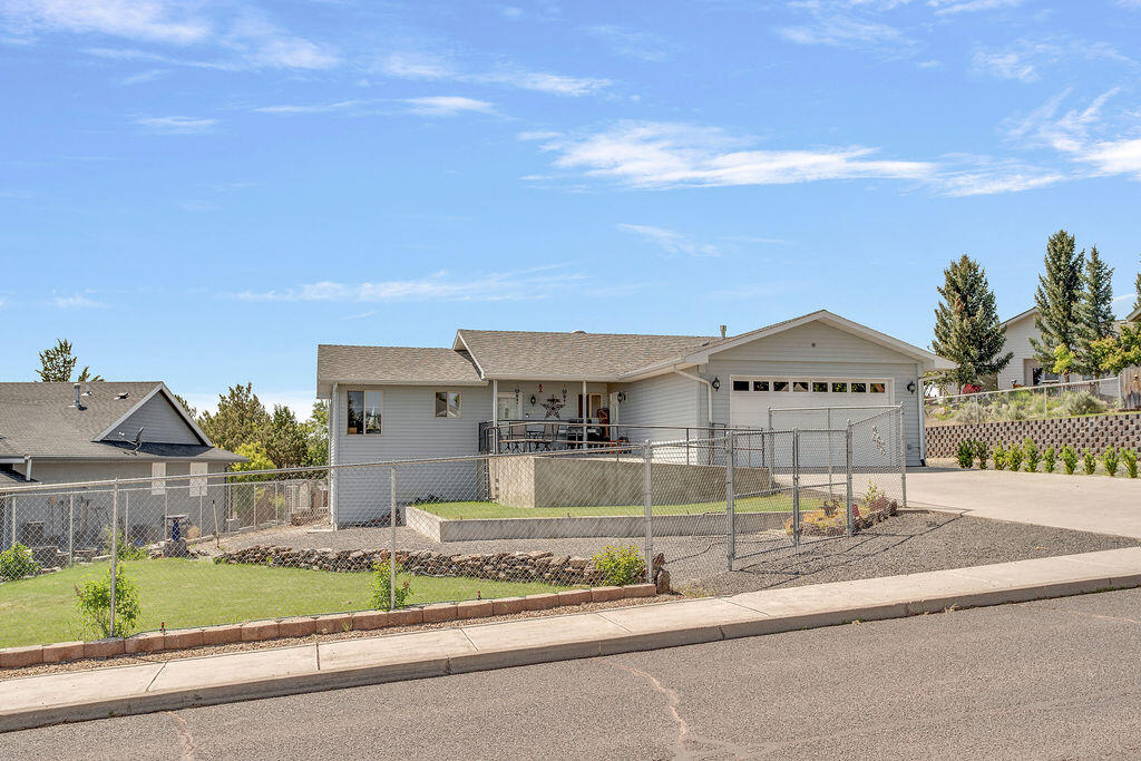 Sage Hill - Residential