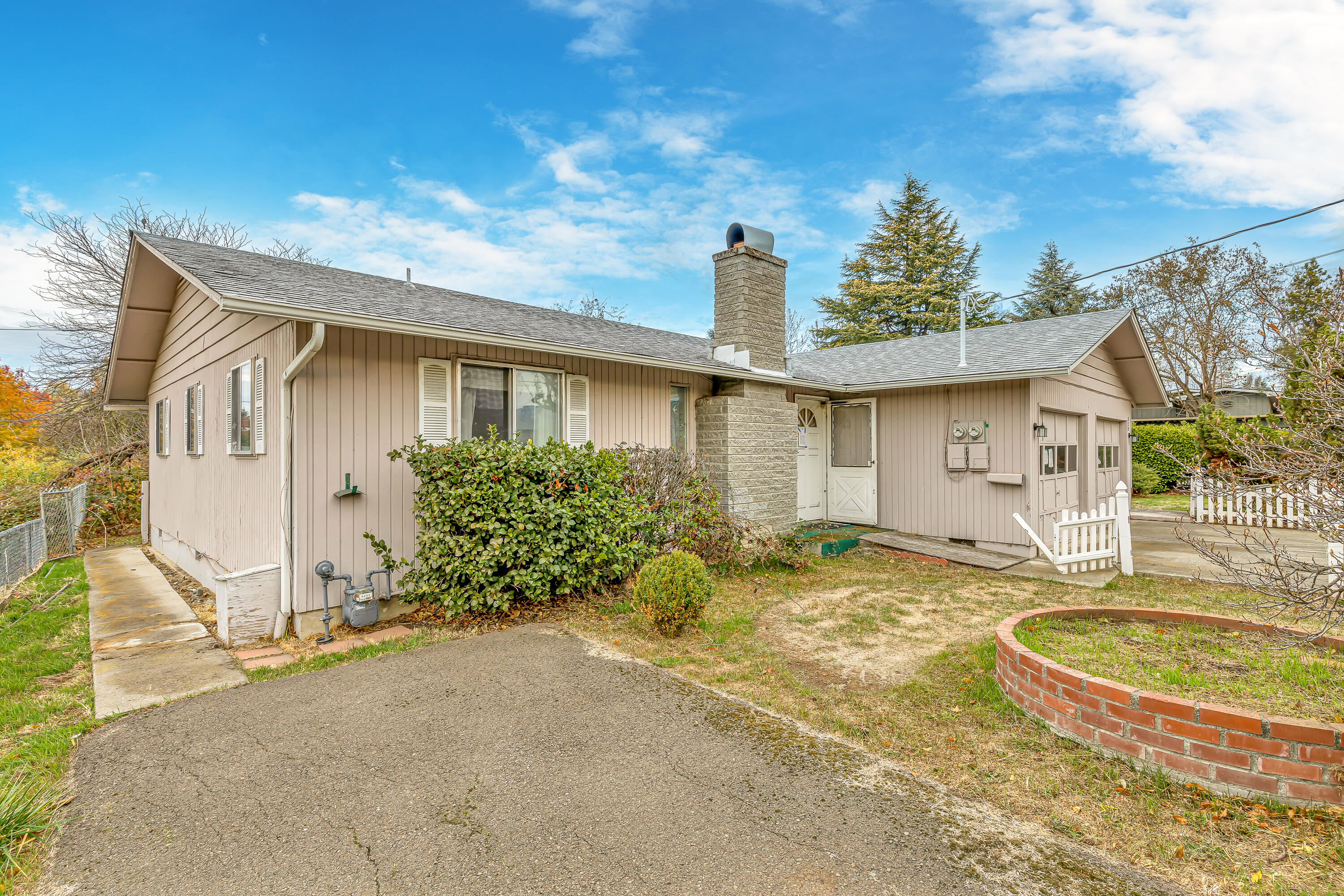 Mont Crest Subdivision Unit No 1 - Residential Income