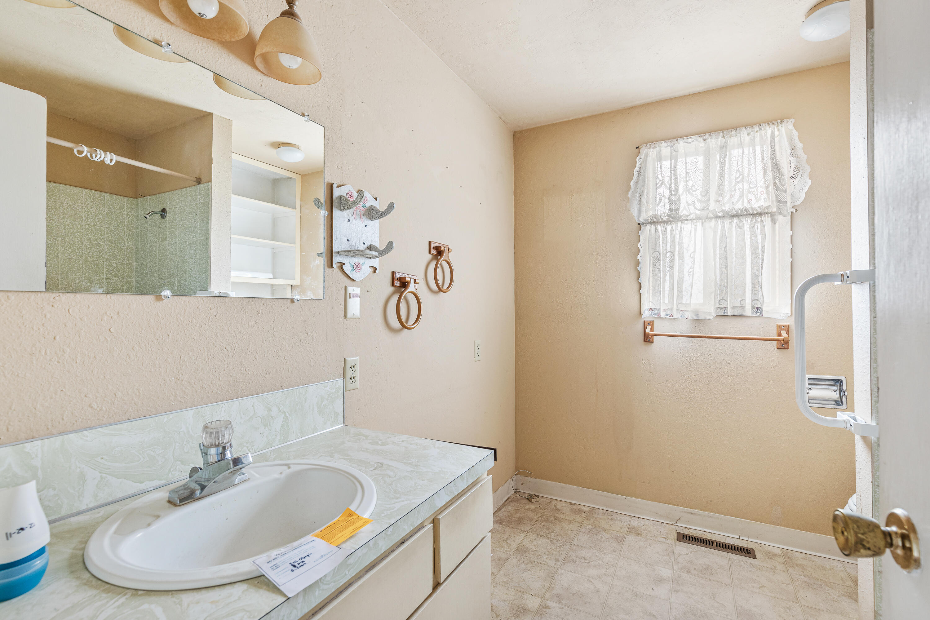Mont Crest Subdivision Unit No 1 - Residential Income