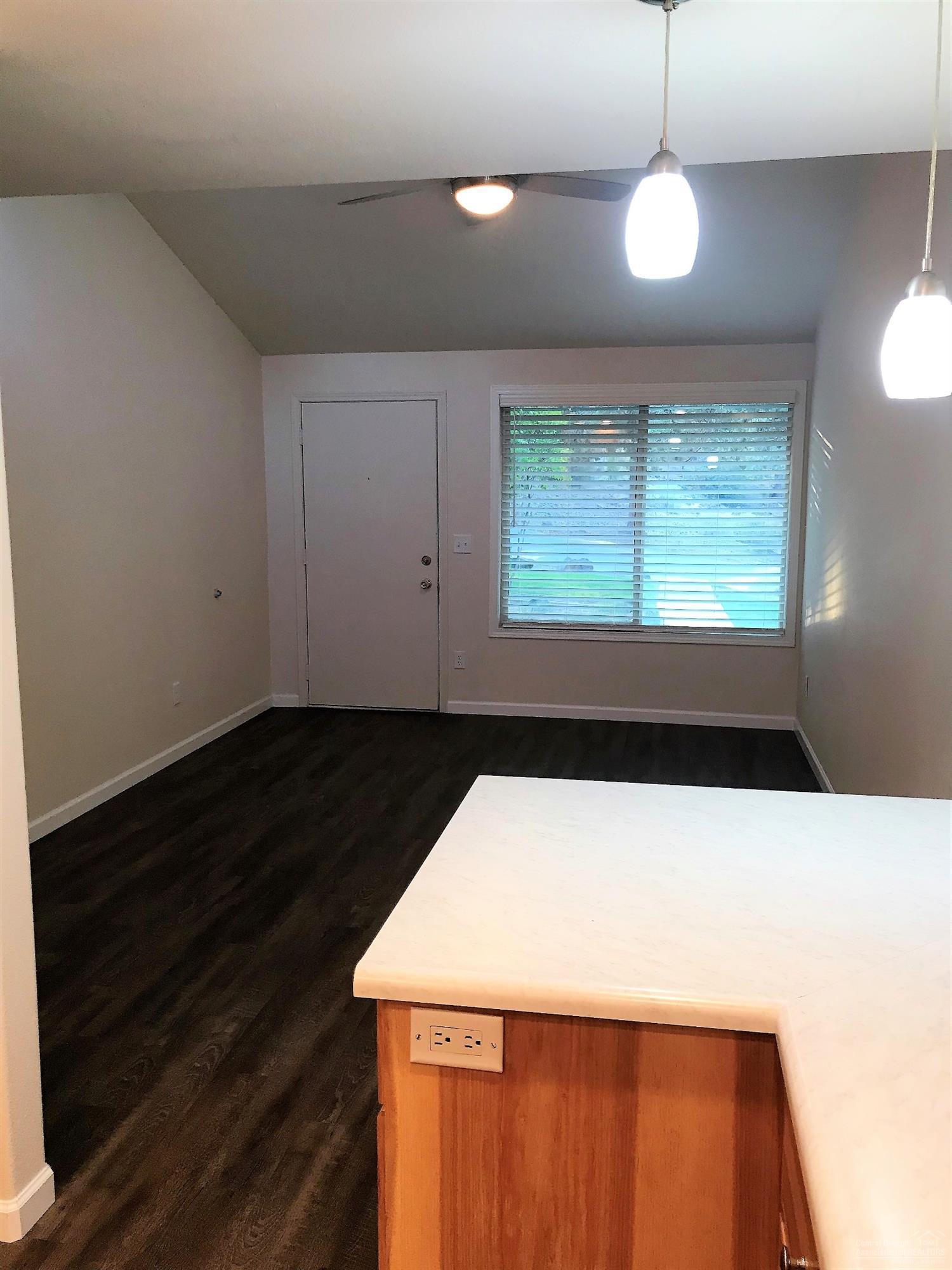 Burning Tree Vill - Residential