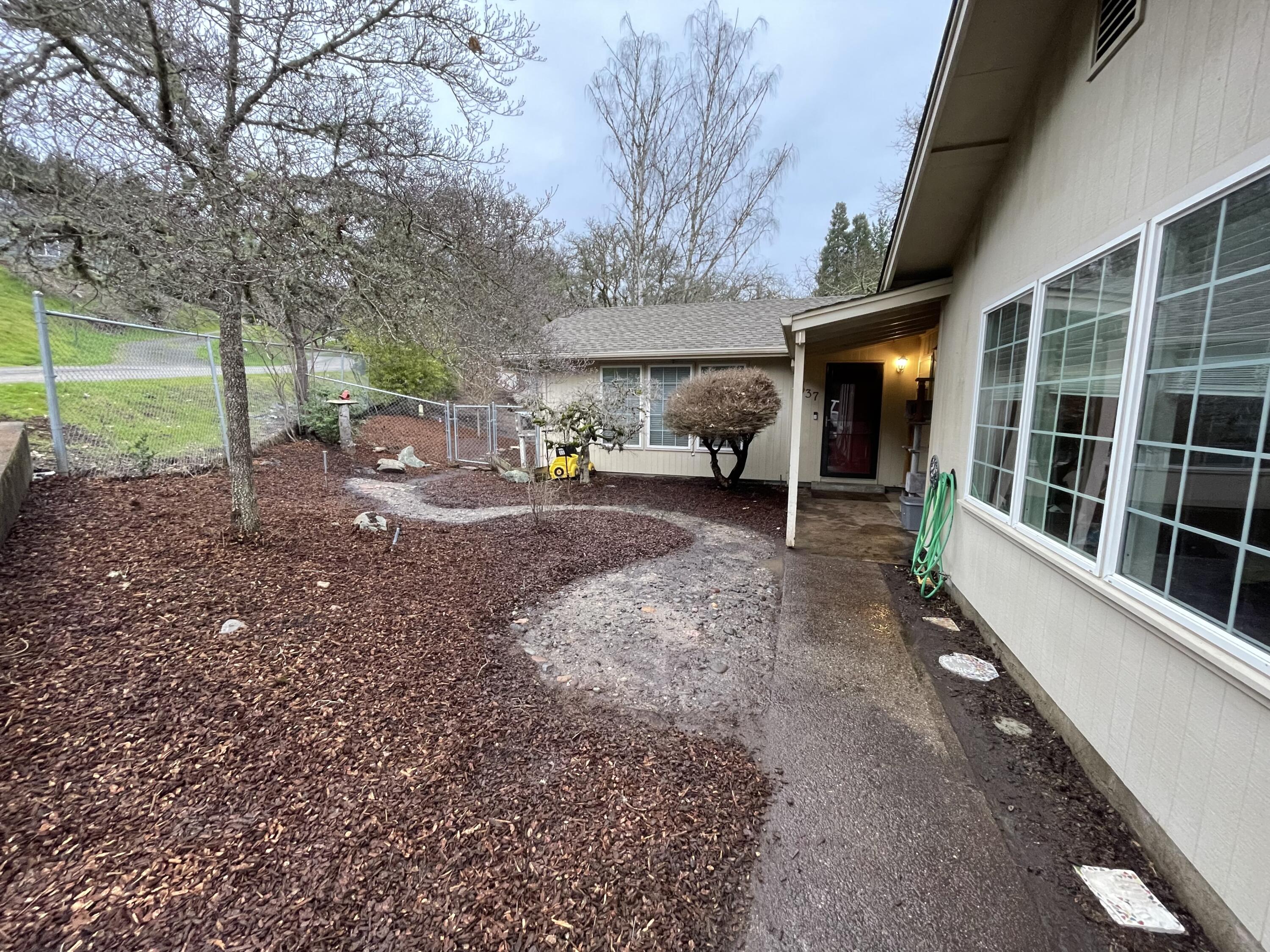 Gabberts Second Addition To Myrlte Creek - Residential