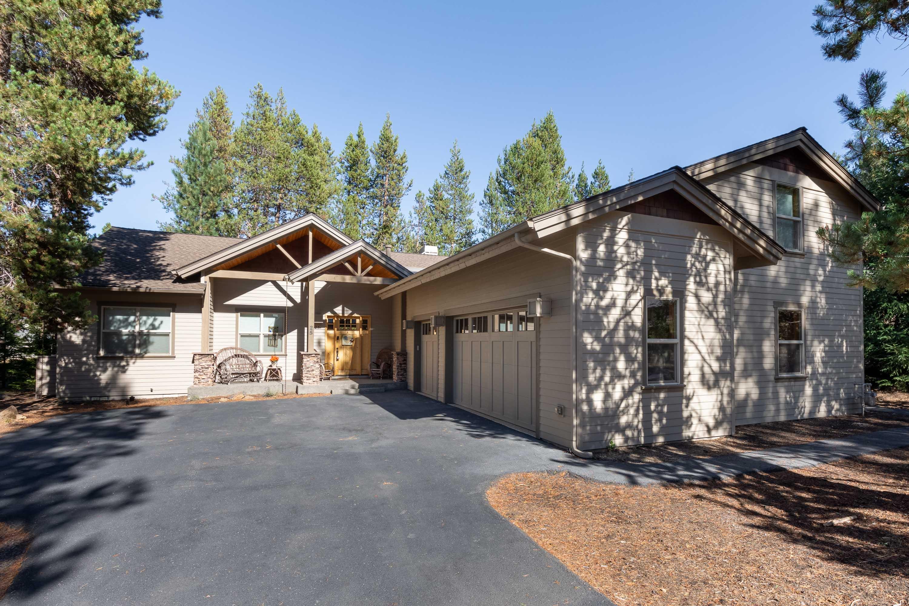 First time on the market! This  gorgeous, beautifully designed, quality built, impeccably maintained Northwest style home is centrally located. Open great room w/gorgeous new hardwood floors, cozy stacked stone gas fireplace, gourmet kitchen w/granite counter tops, knotty Alder cabinetry thru-out, stainless appliances, gas range, double oven, breakfast bar & more. Newly remodeled laundry room w/slate tile floor & sink. Desirable floorplan w/3 master suites + office on main level.
Spacious main master suite w/tile floors, tile shower, soaking tub, double vanity, granite counter tops. Easy access to private hot tub.
Spacious vaulted bonus room w/full bath upstairs, 2 sets of bunk beds, futon provides a great extra sleeping space & recreational room for TV & games. Private hot tub, AC, central vacuum, 3 car garage w/new epoxy floor finish, Newer roof. Beautifully decorated & fully furnished.  SHARC paid in full.  Buyer responsible for $200 HOA transfer at COE.