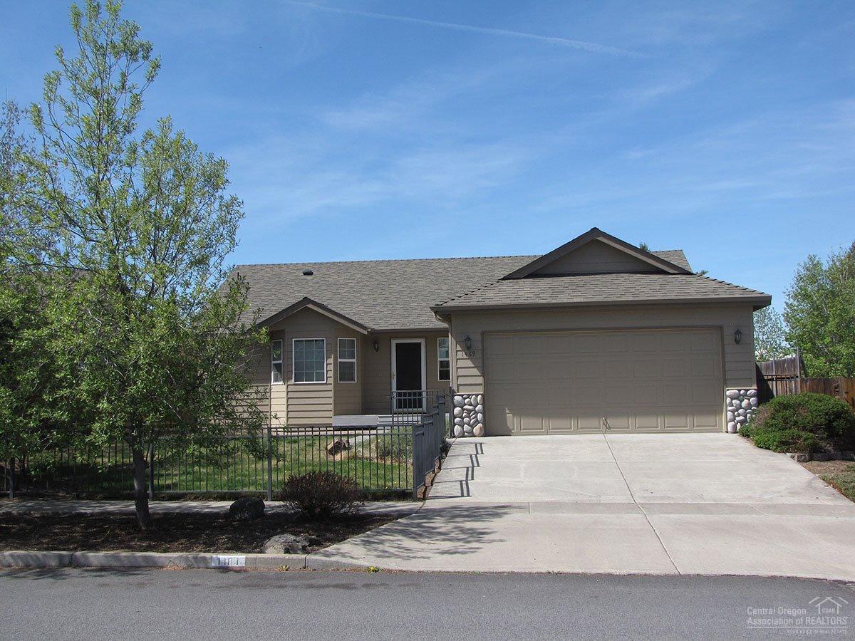 Vacant on lockbox, go show. Beautiful clean, well maintained, single level home with 3 bedrooms & 2 baths & a den. Large kitchen with a pantry. Open floor plan. Front yard has wrought iron fencing. Enjoy the Cascade and Pilot Butte Mountain views from the oversized back deck.