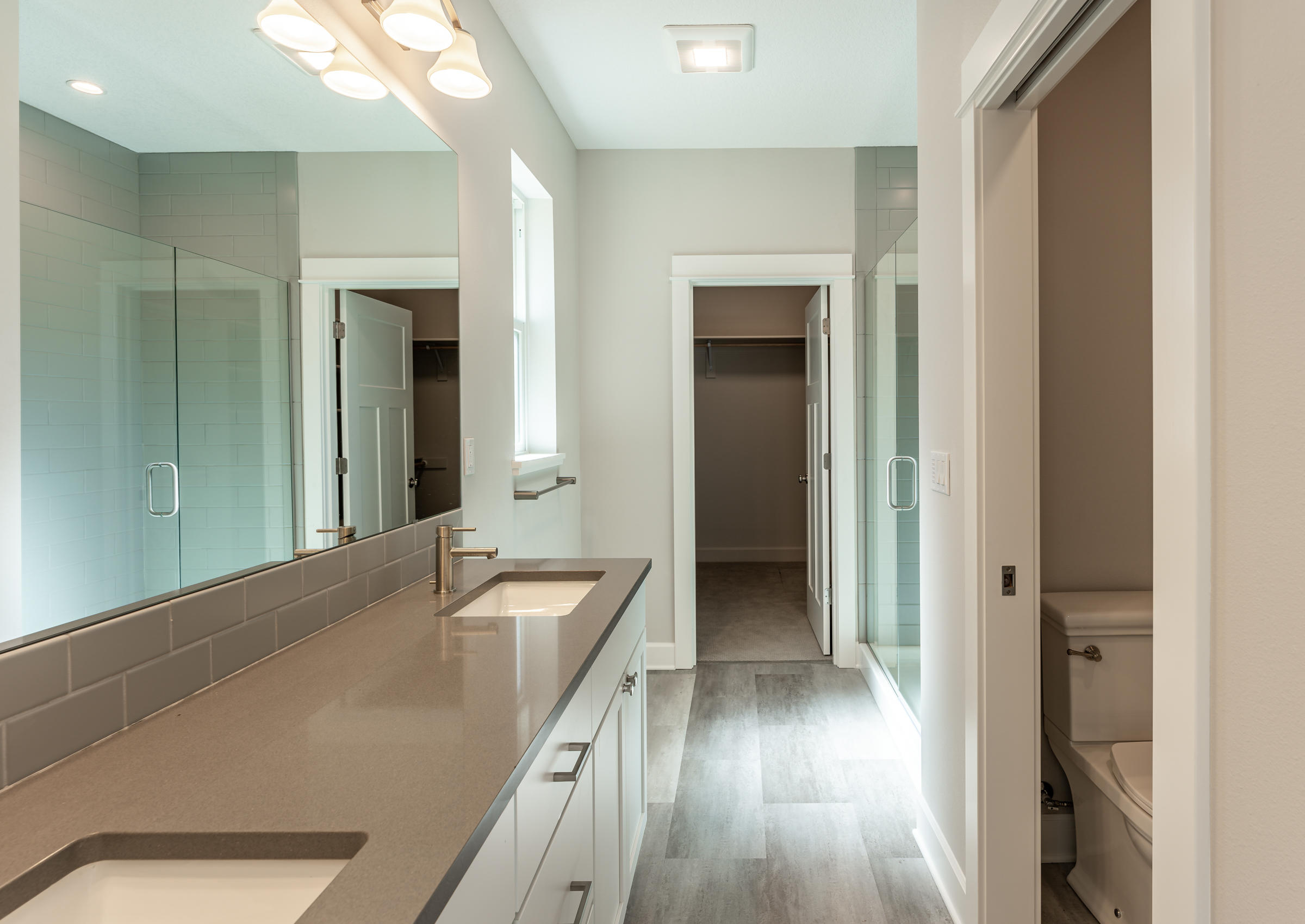 SaddleStone - Residential