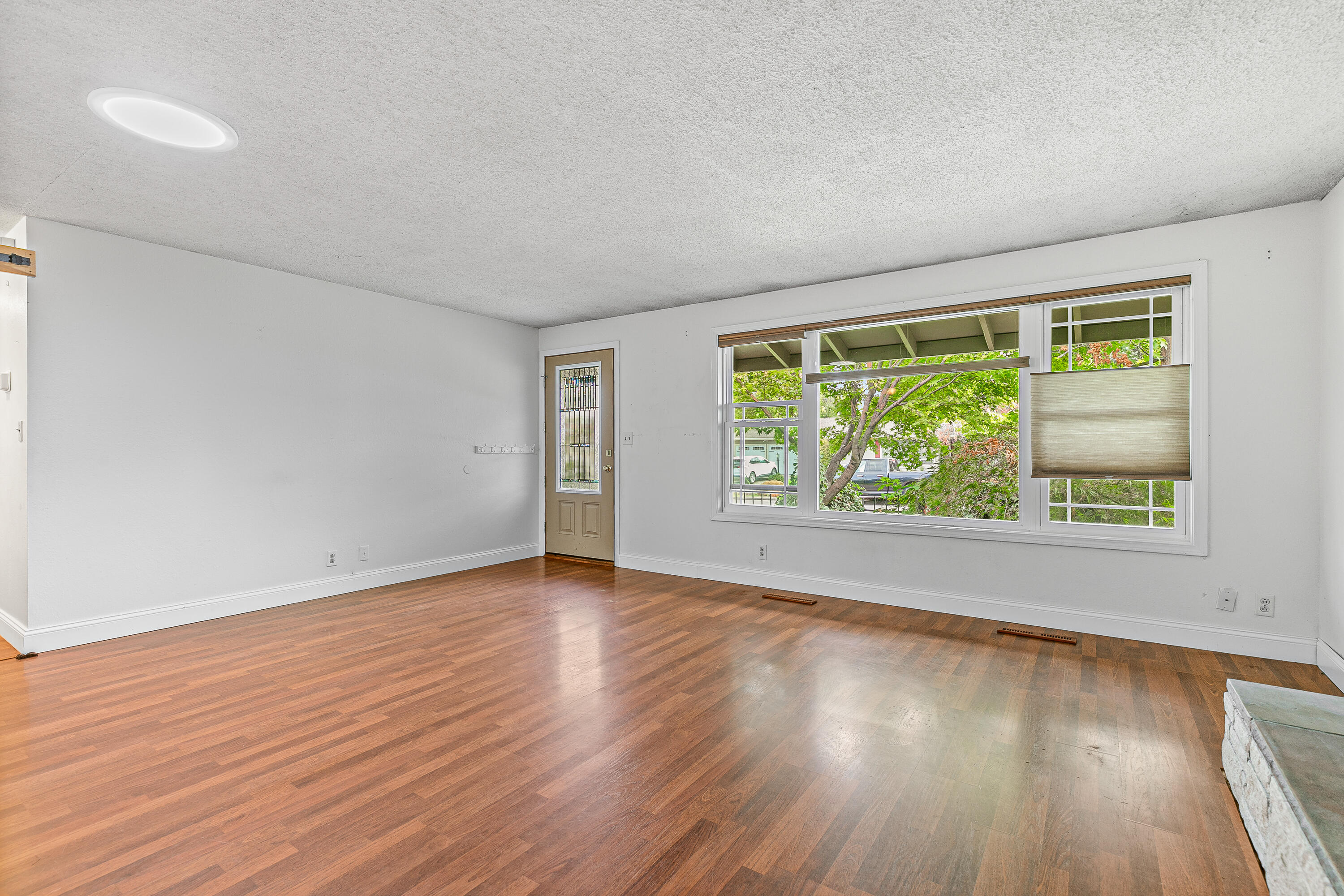 Blossom Hill Terrace Unit No 3 - Residential