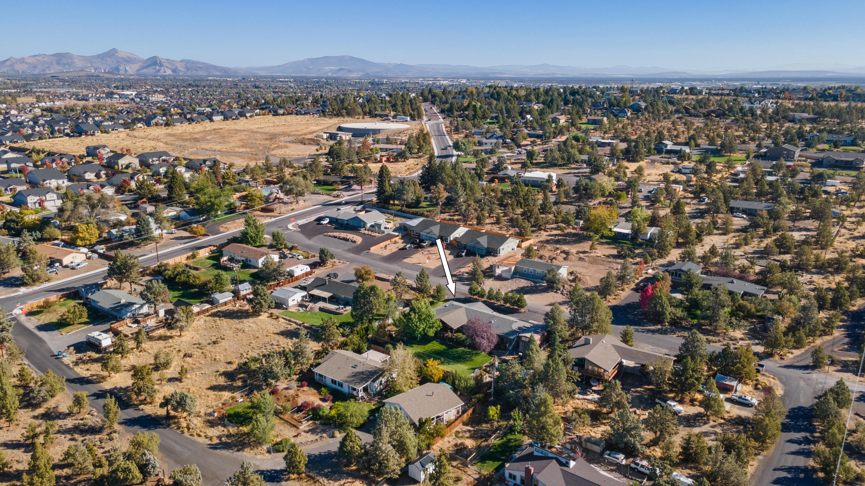 Hunts Three Sisters - Residential