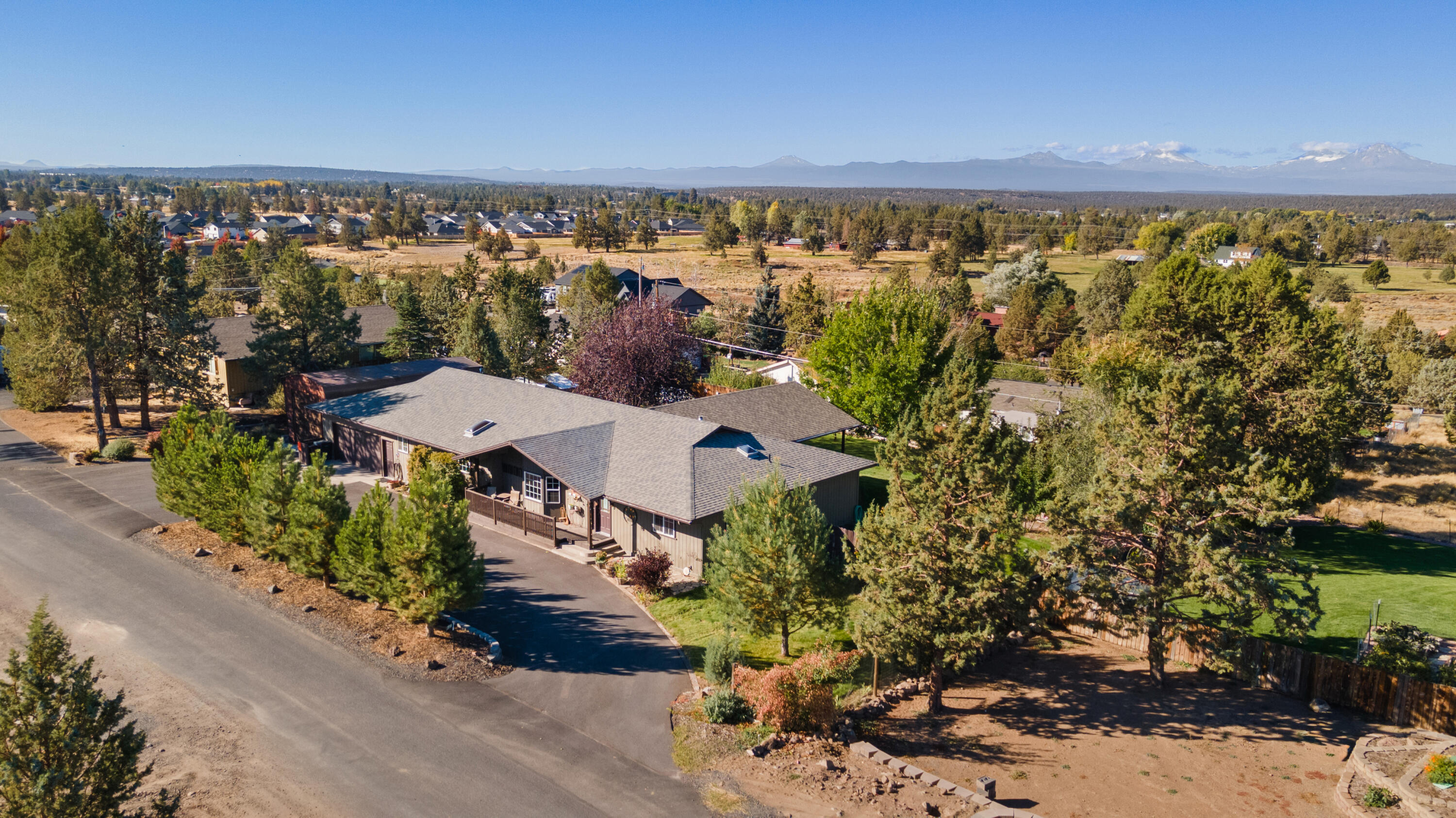 Hunts Three Sisters - Residential