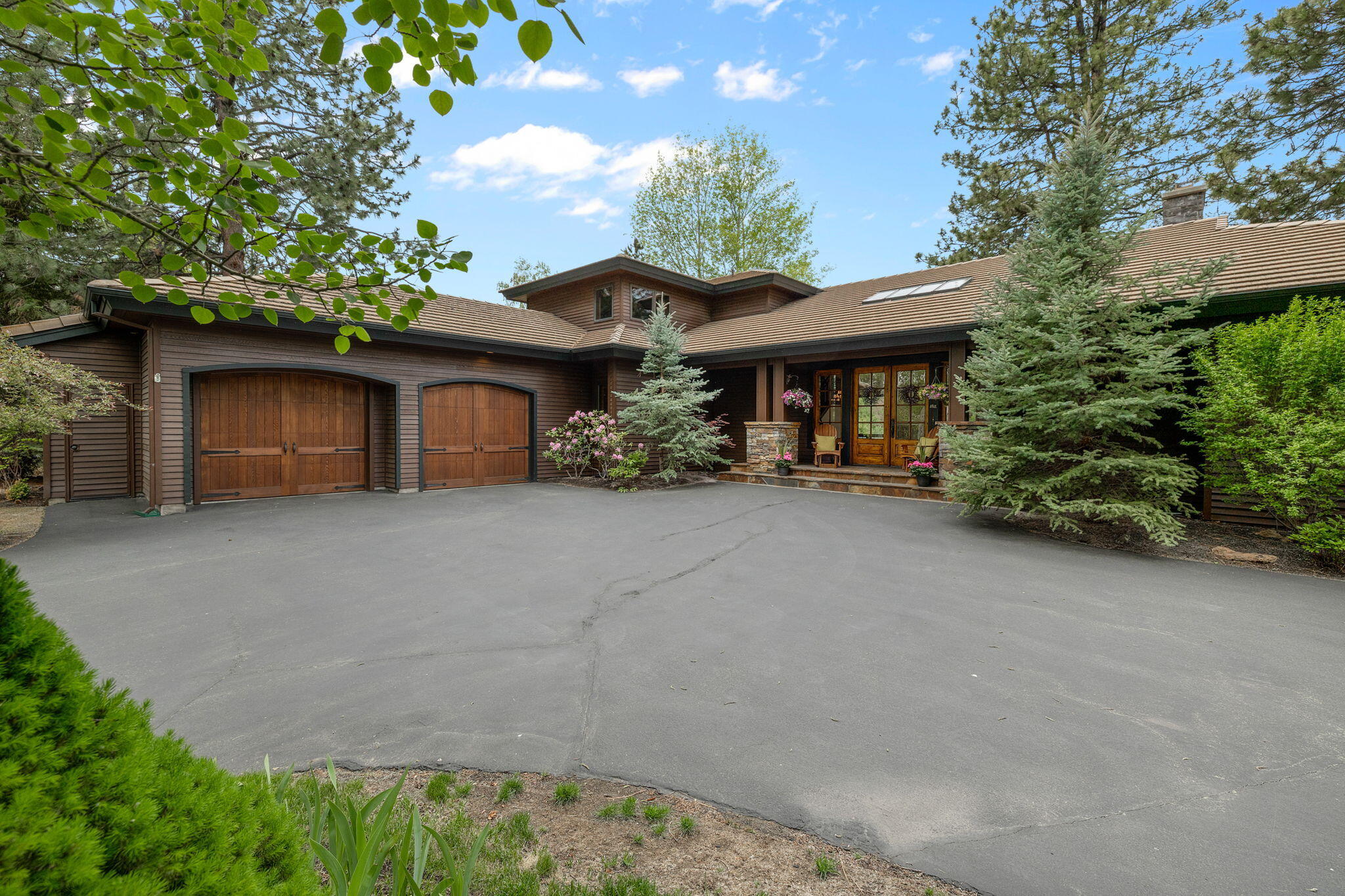 Broken Top - Residential