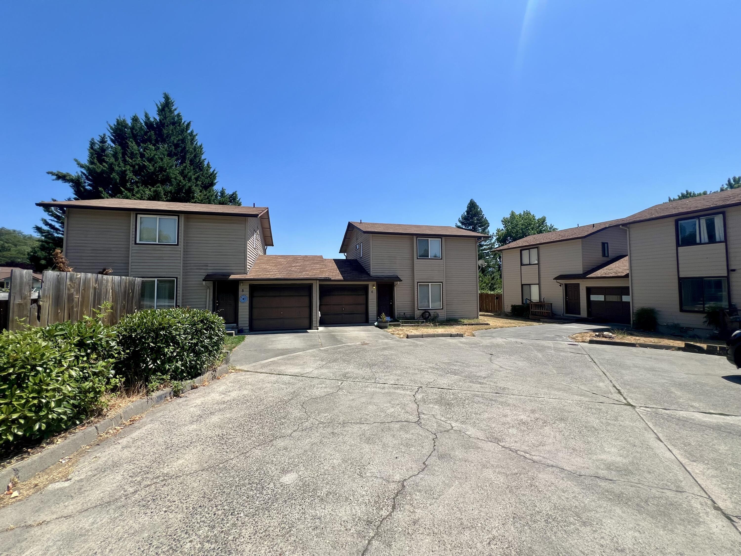 Royal Oaks Estates - Residential Income