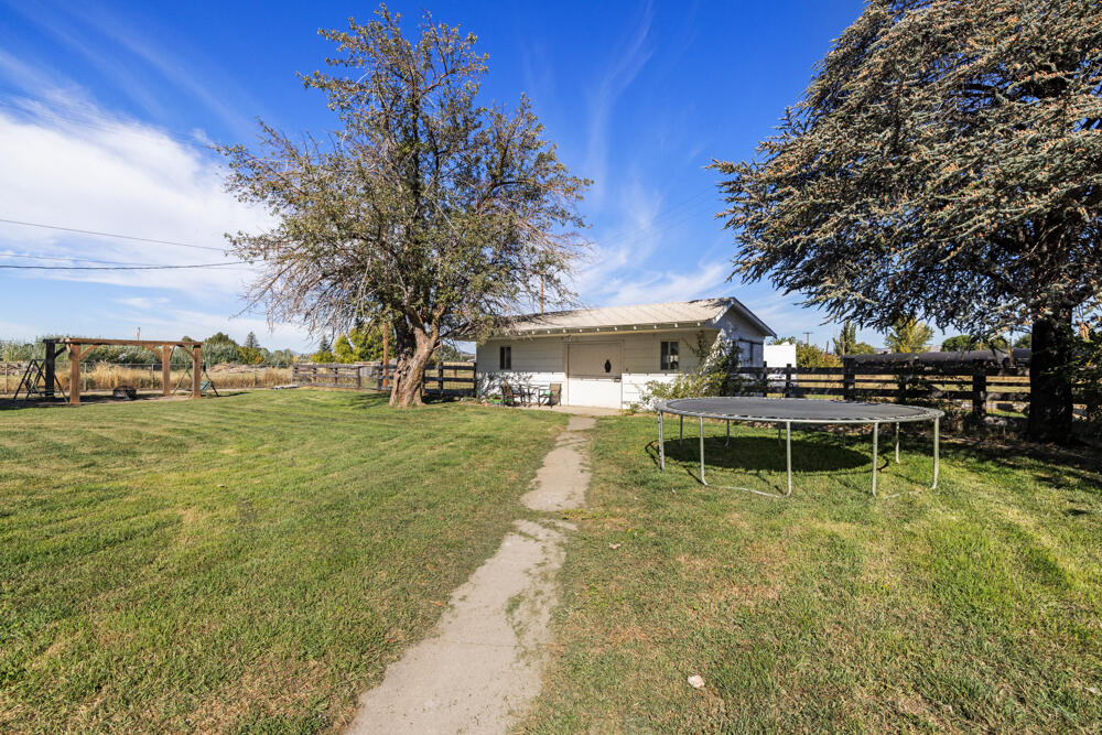 Tract 1293 -Portion Of Altamont Ranch Tracts - Residential