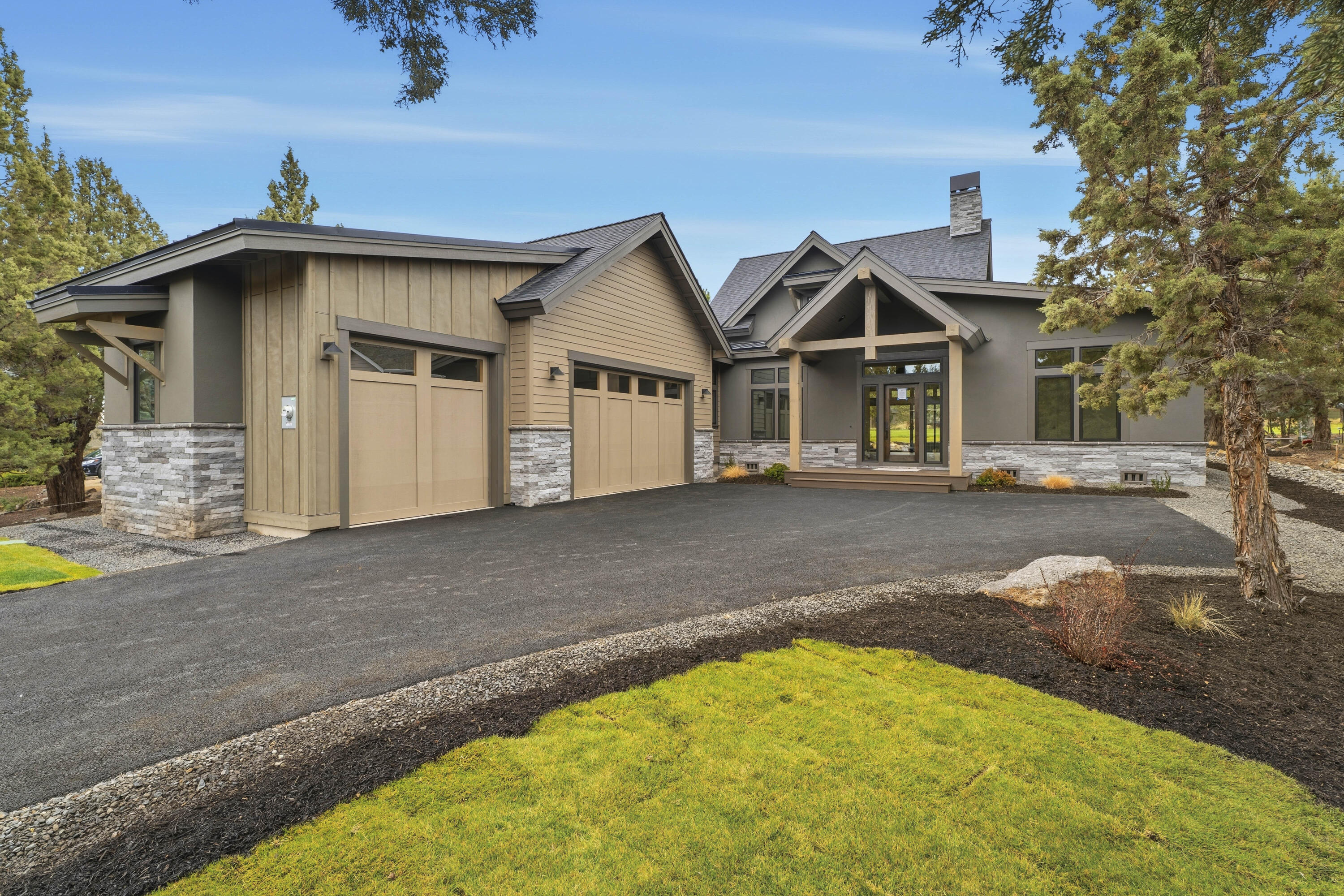 Eagle Crest - Residential
