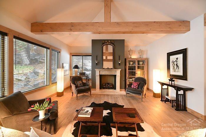 PointsWest - Residential