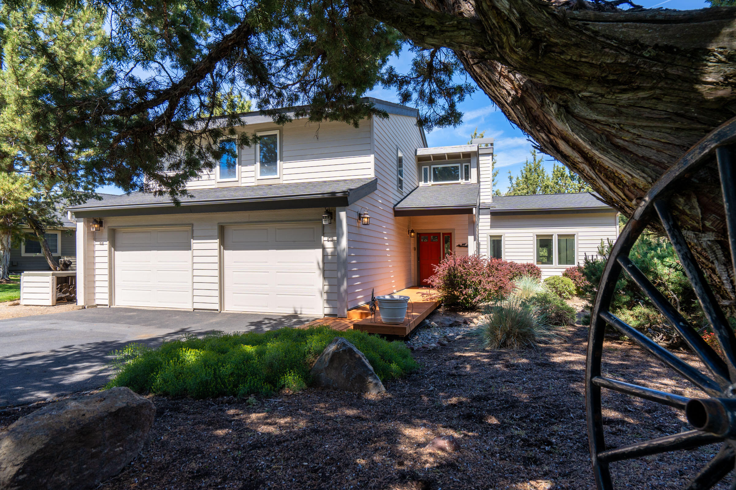 Eagle Crest - Residential