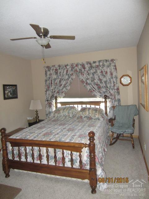 Lane Knolls - Residential