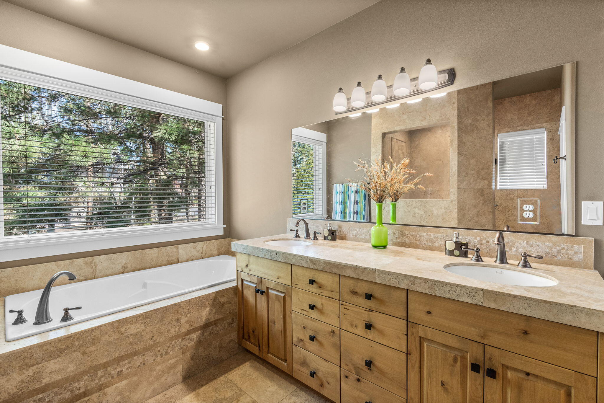Three Pines - Residential