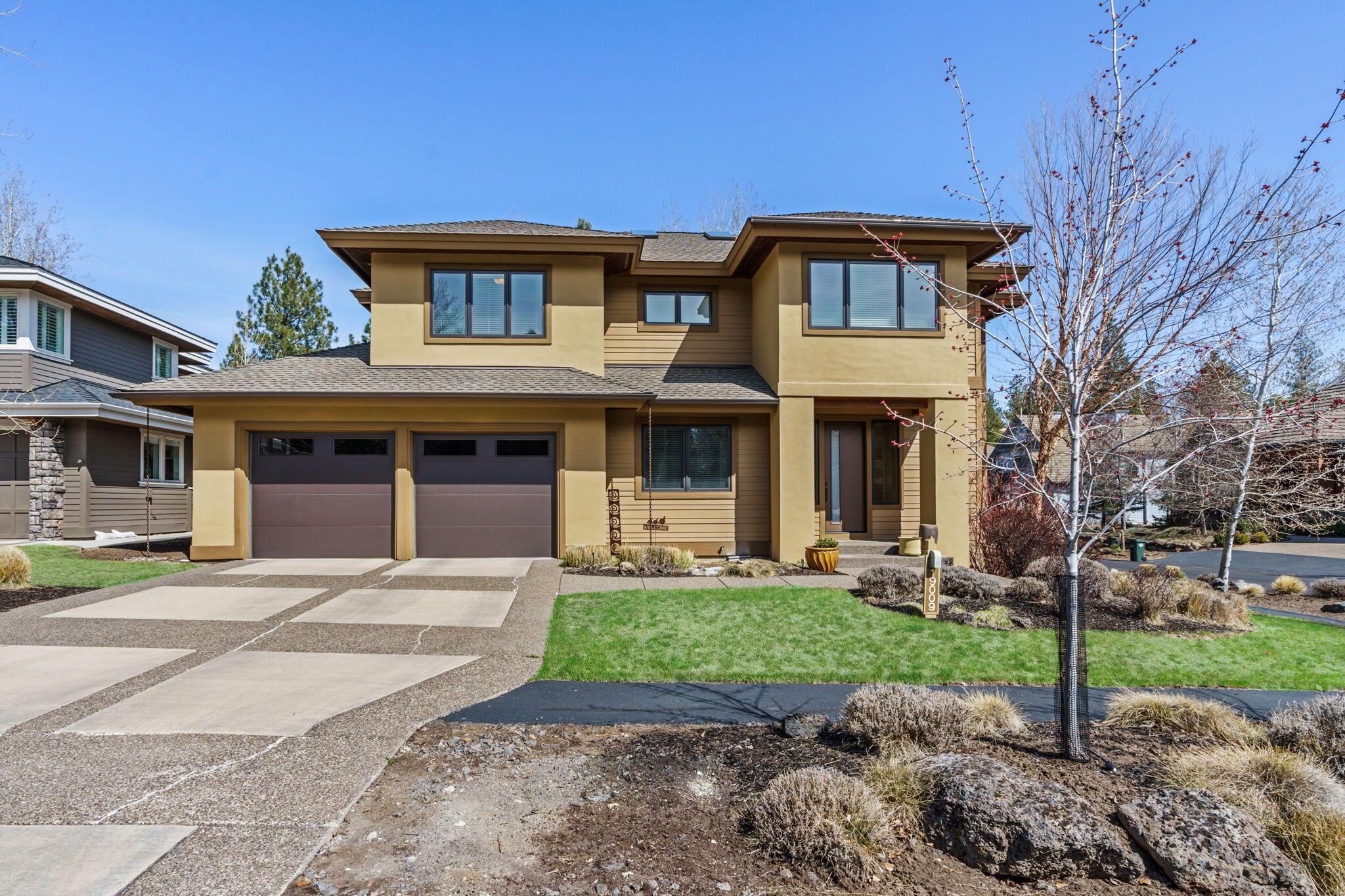 Three Pines - Residential