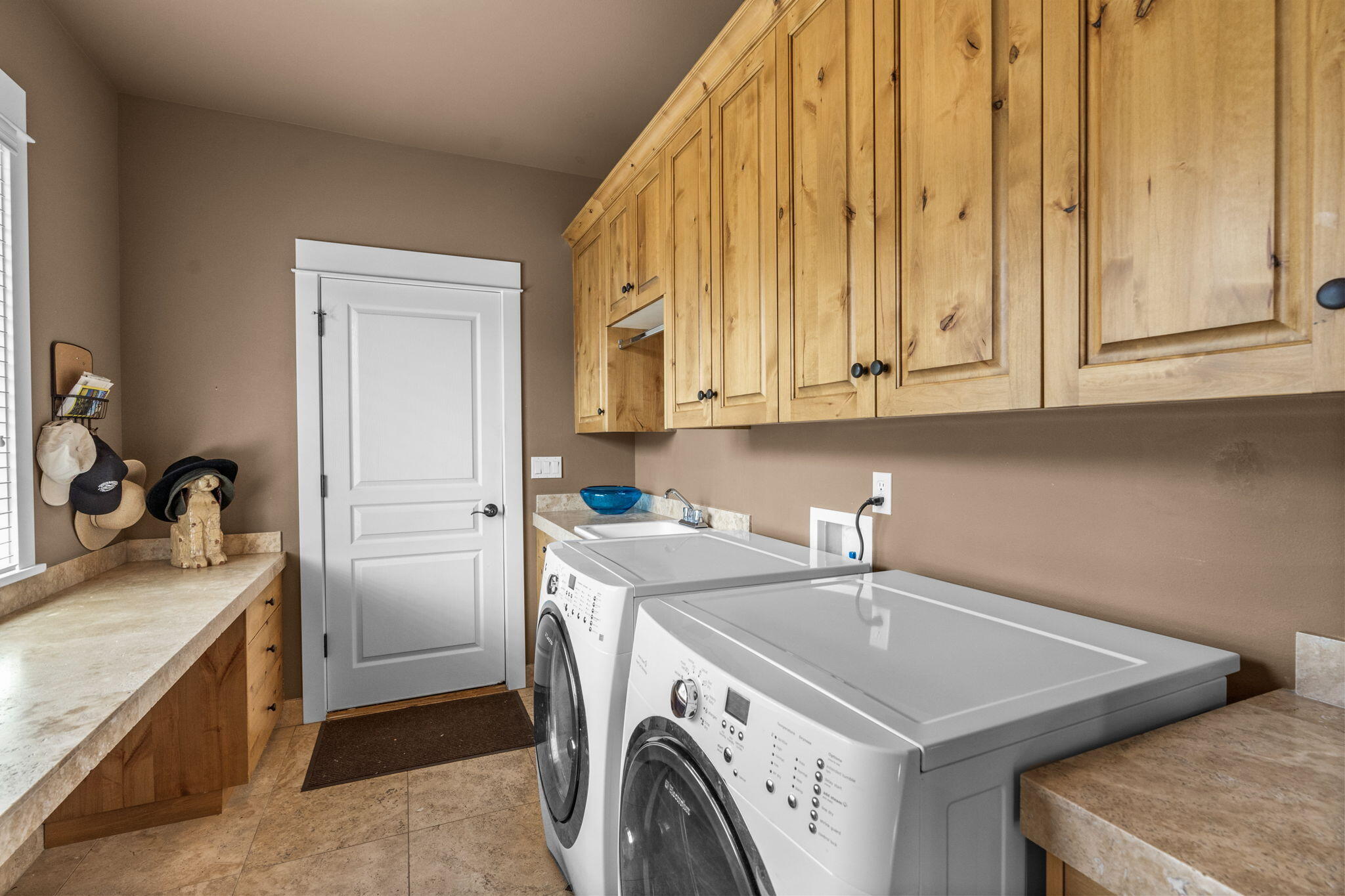 Three Pines - Residential