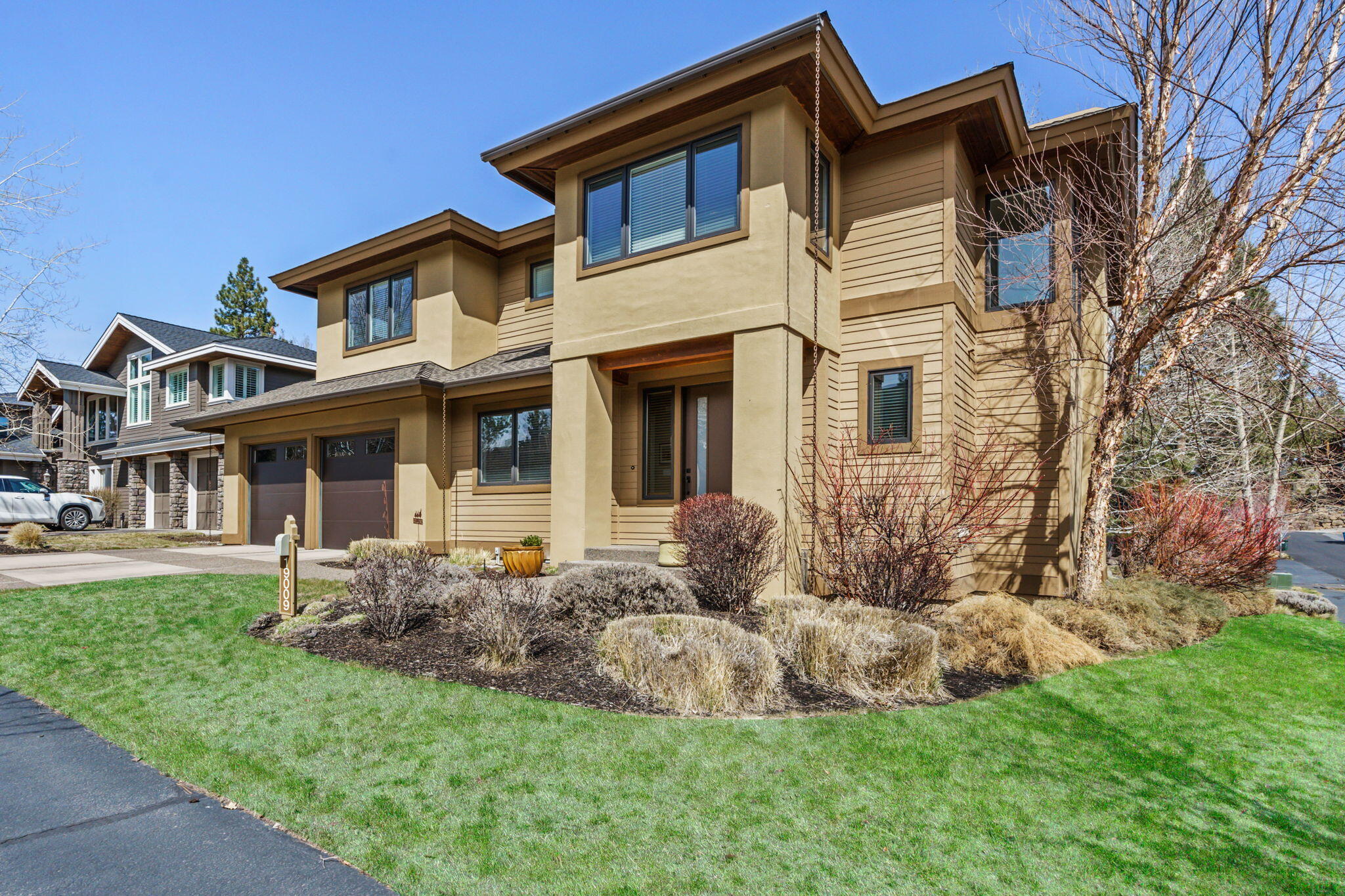 Three Pines - Residential