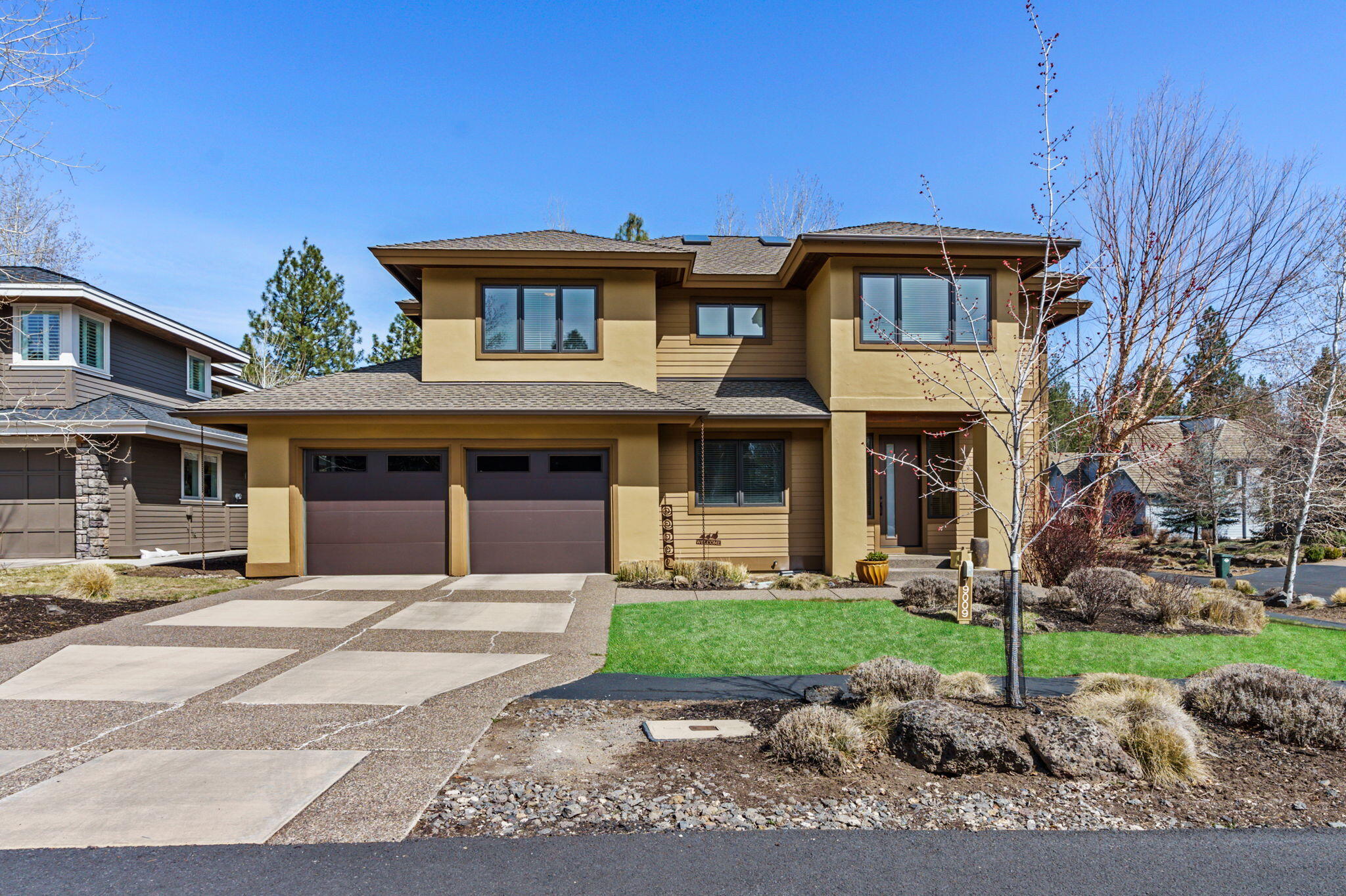 Three Pines - Residential