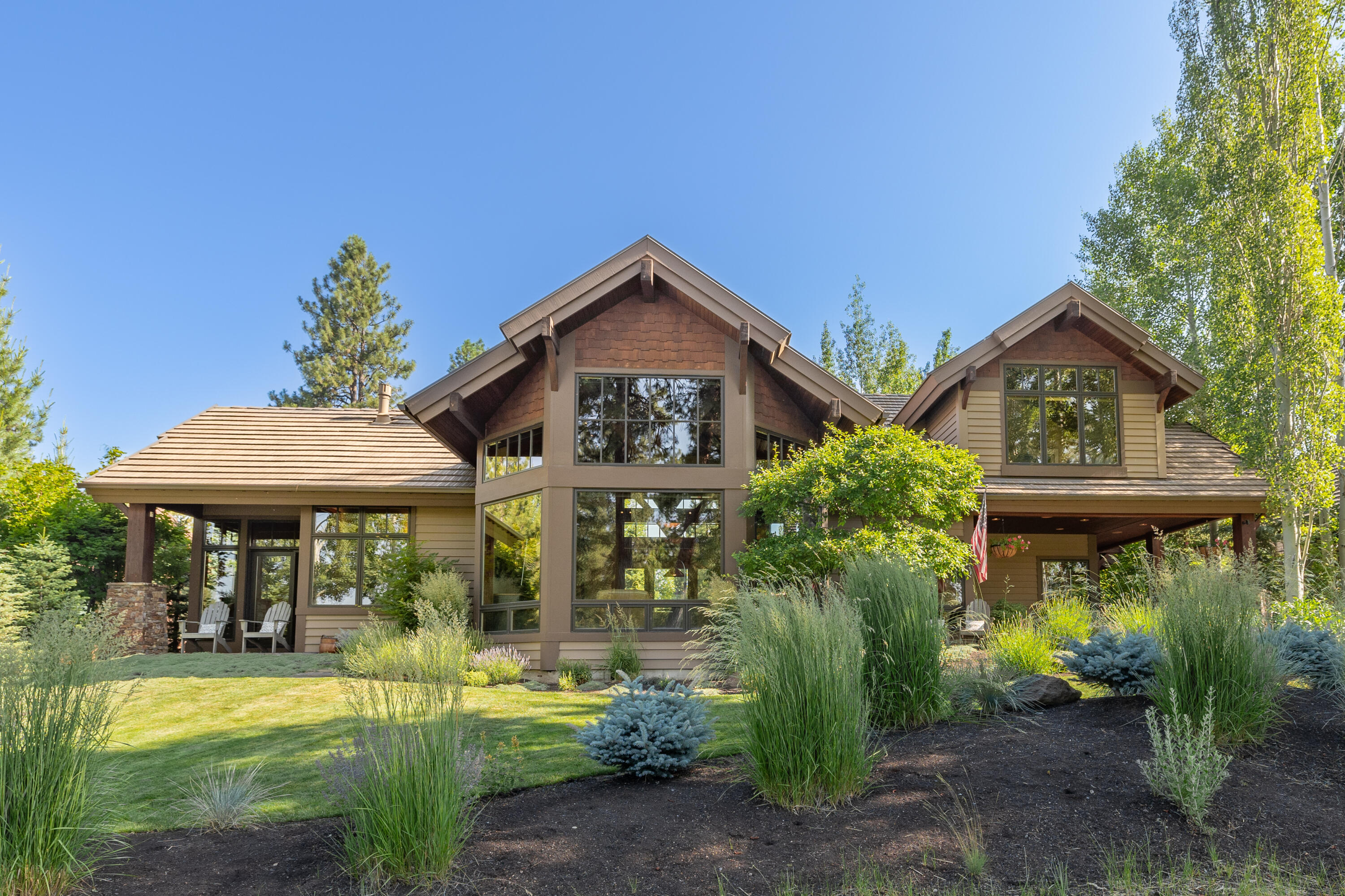 Broken Top - Residential