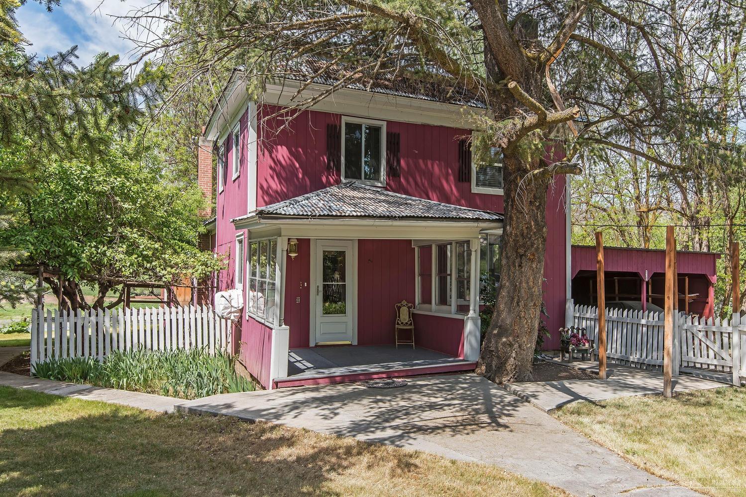 This incredible home sits on the John Day River and views are spectacular; you can fish out your back door or just sit and enjoy life and the views. Located in Spray, OR this home has a very nice, newer retro designed kitchen. There is over 1600sf of living space, new and updated appliances and has been tastefully remodeled throughout much of the home. There is a large front yard that is fenced and a couple of outbuildings for storage.
