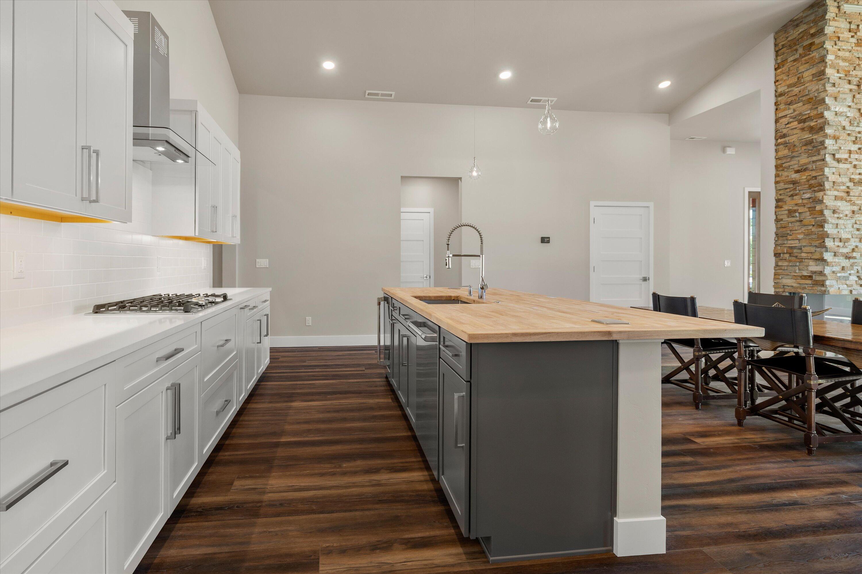Grand Peaks - Residential