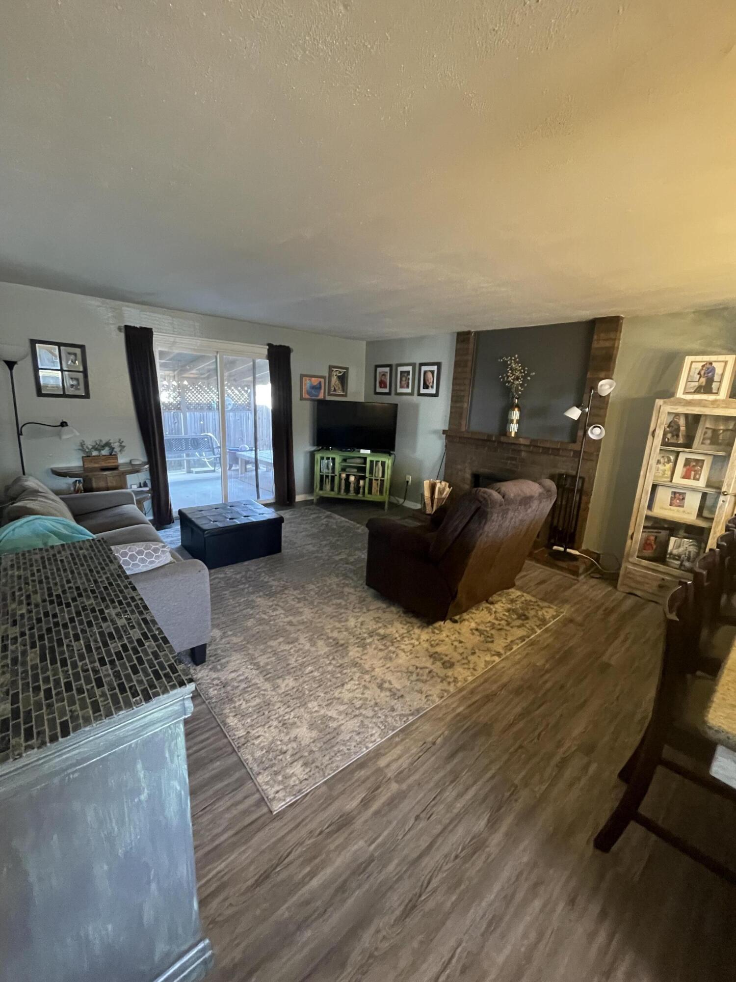 Old Orchard Manor - Residential