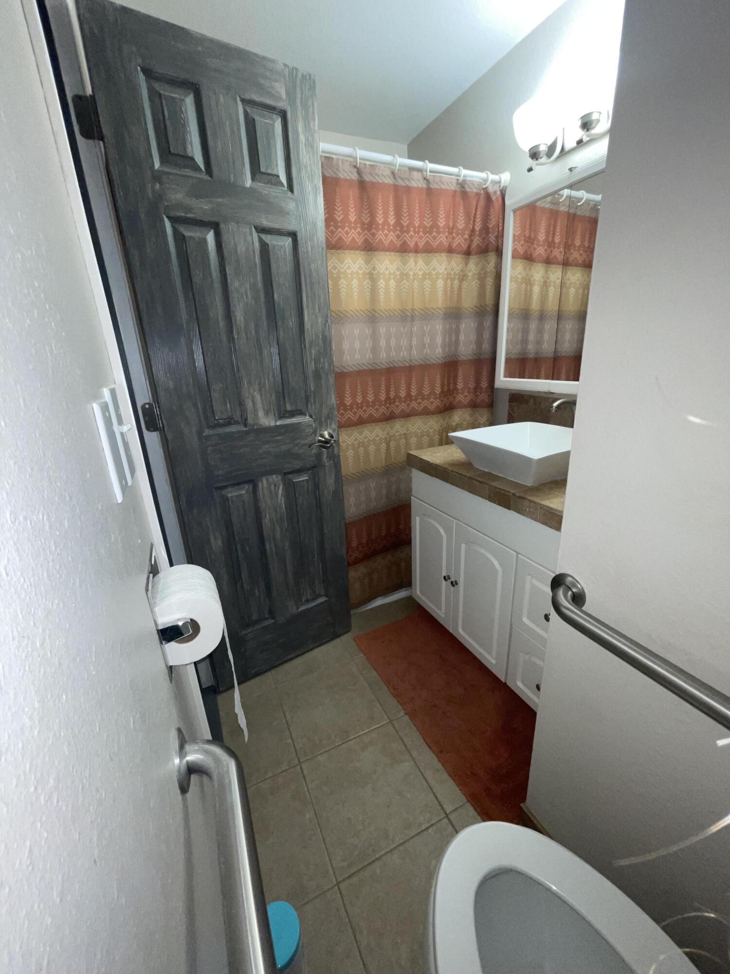 Old Orchard Manor - Residential