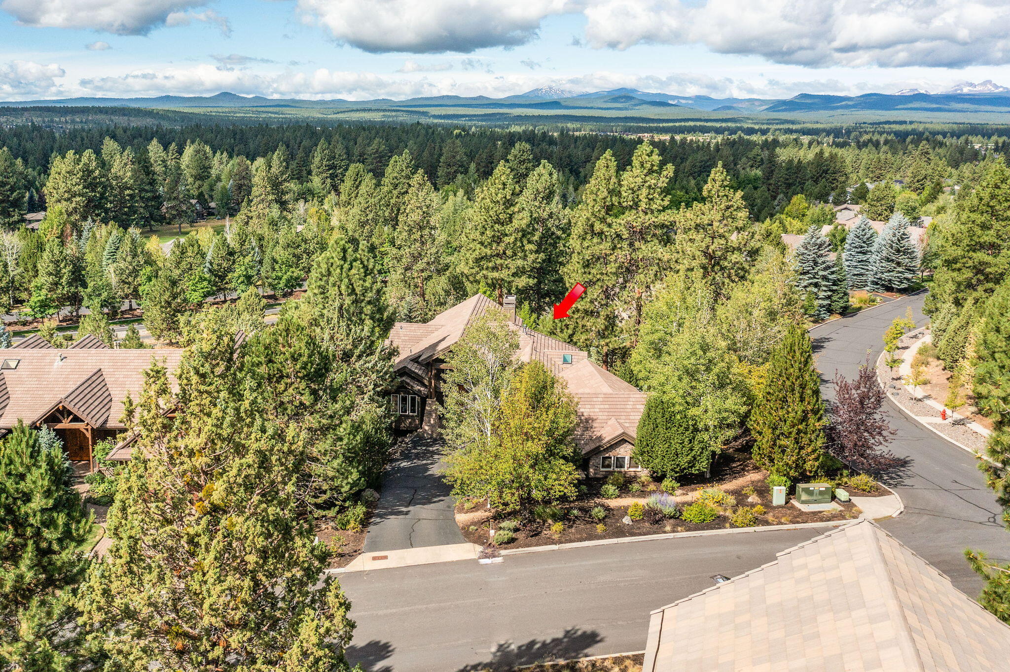 Skyliner Summit - Residential
