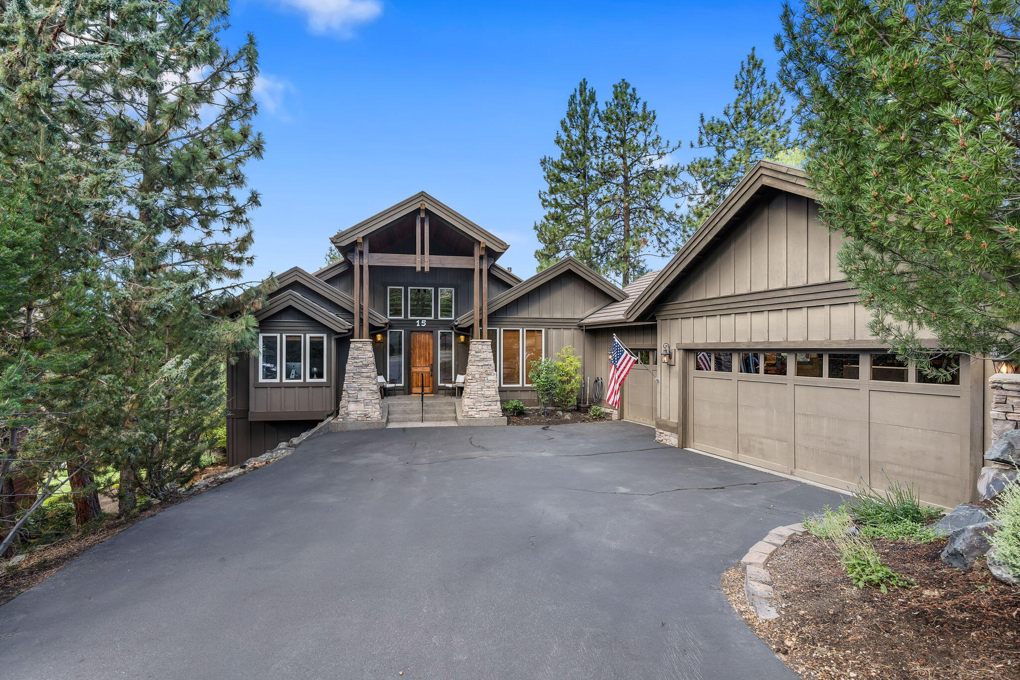 Skyliner Summit - Residential