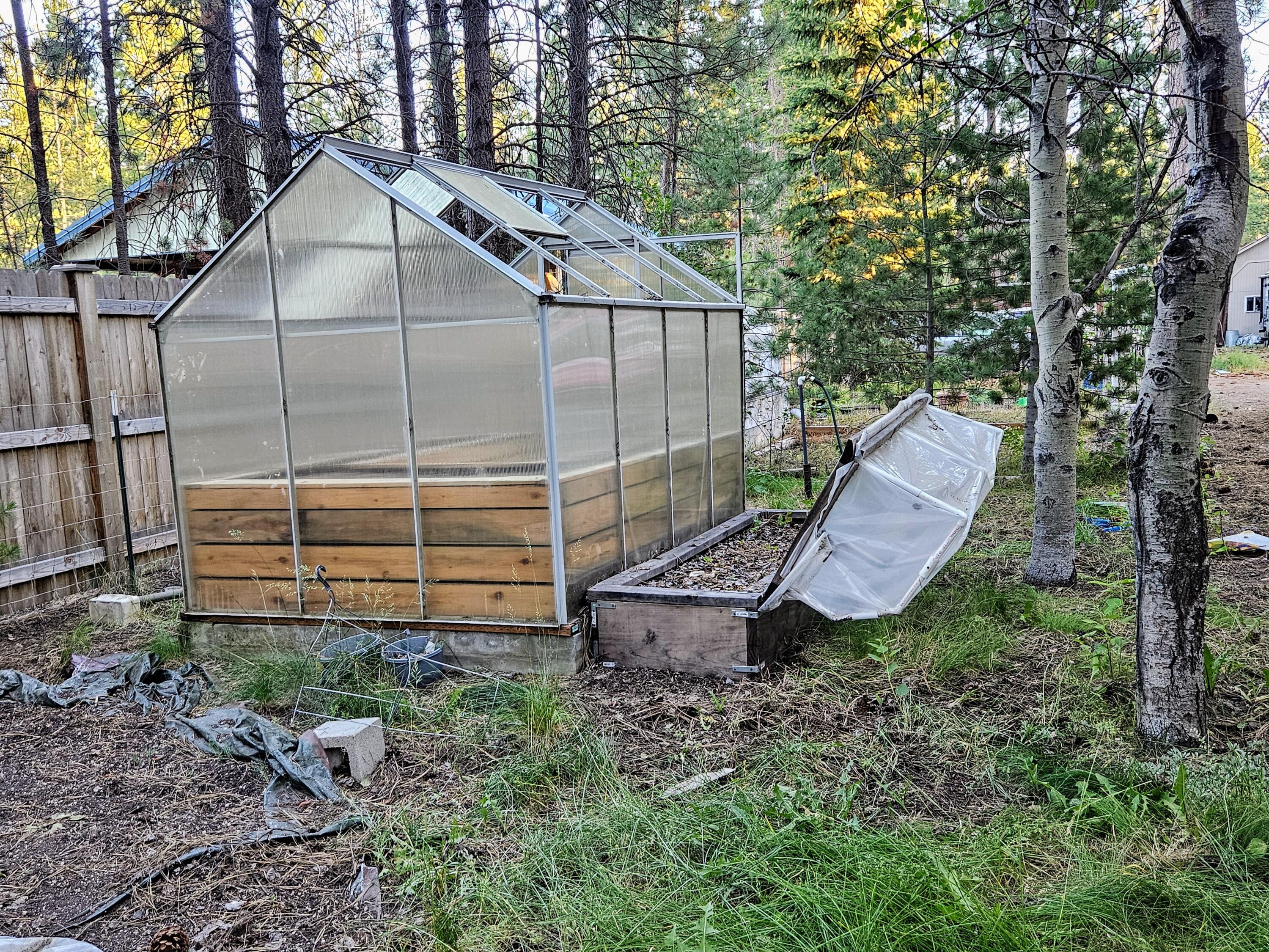 Ponderosa Pines East - Residential