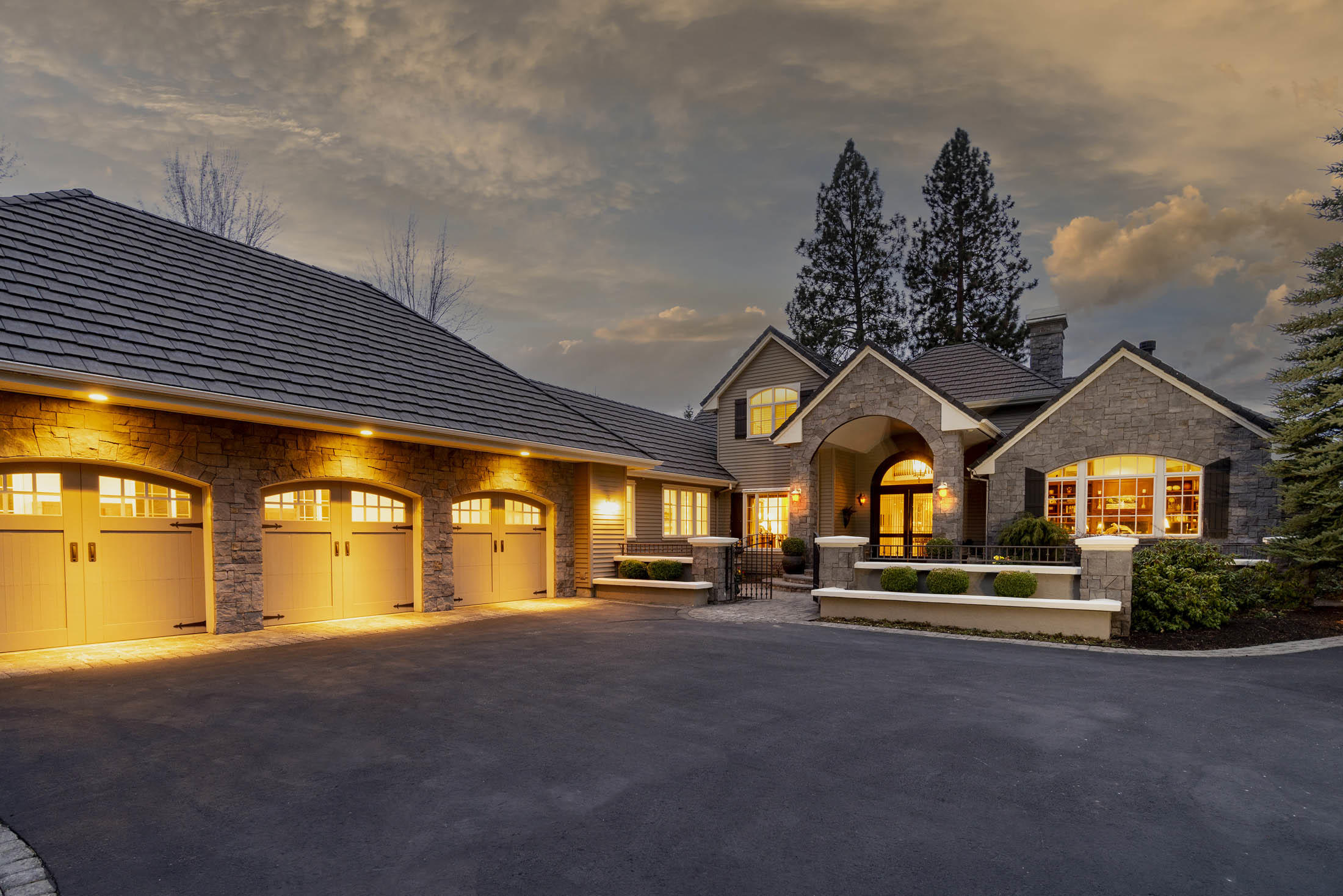 Broken Top - Residential