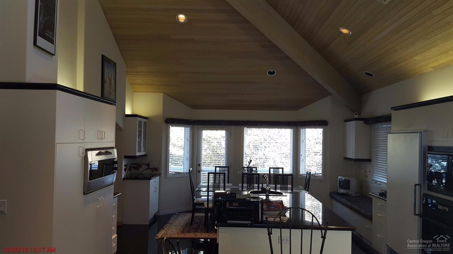Fairway Crest Village - Residential