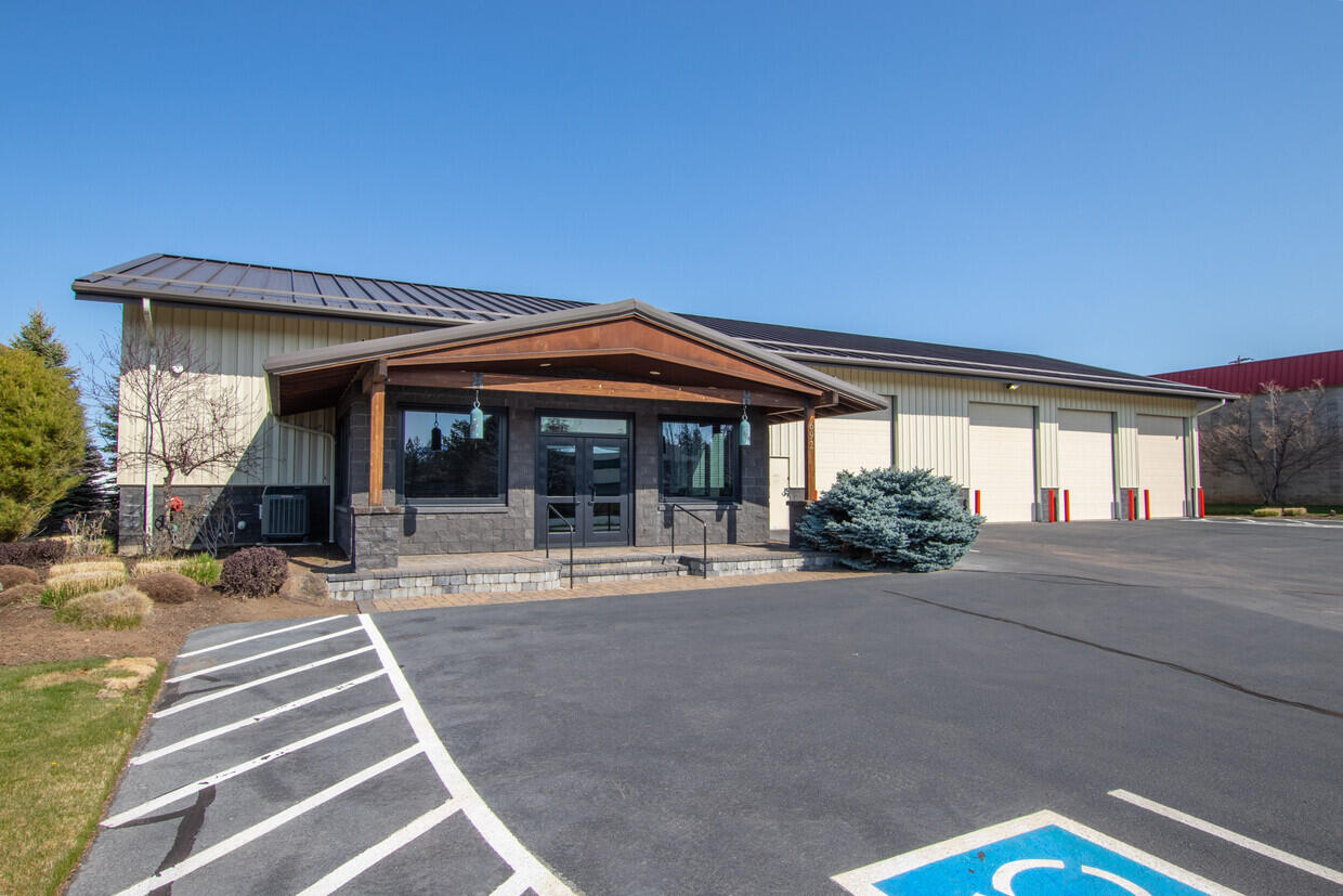 North Mountain View - Commercial Sale