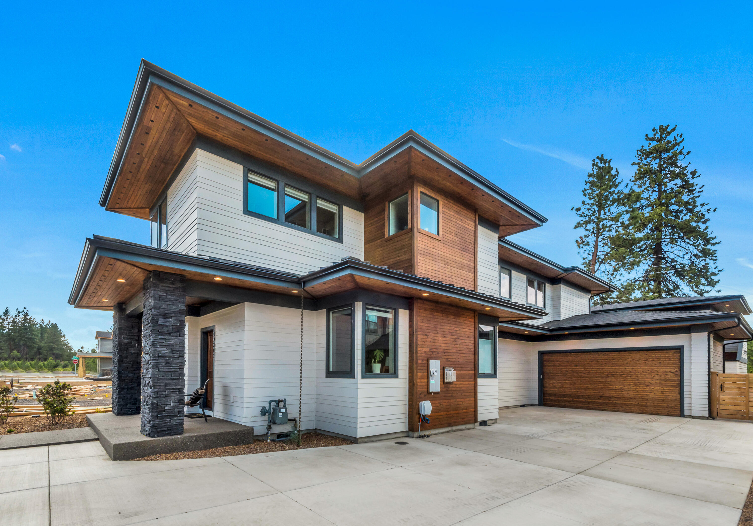 Furnished, 2020 built home with a rare detached ADU located in Bend's West side Lodges at Bachelor View. Quality built with the attention to detail you will appreciate.
Featuring upgraded appliances, quartz slab countertops, soft close cabinetry, engineered hardwood flooring, tiled bath floors and showers, hand textured walls, the list goes on. Additionally, there is an adorable, fully finished detached 1 bedroom apartment with a storage garage/game room below, this unit is as cute on the outside it is in the inside! The ADU finish package is as complete as the house, including stainless steel appliances and a stack washer dryer. Outdoor recreation is endless with its close
proximity to Phil's Trail, premier Golfing, and Mt Bachelor. All of this and just 5 minutes to downtown Bend, this is truly what Bend living is all about. Outside you will find
complete landscaping, fenced yard, hot tub, and a charming outdoor area complete with a fire pit.